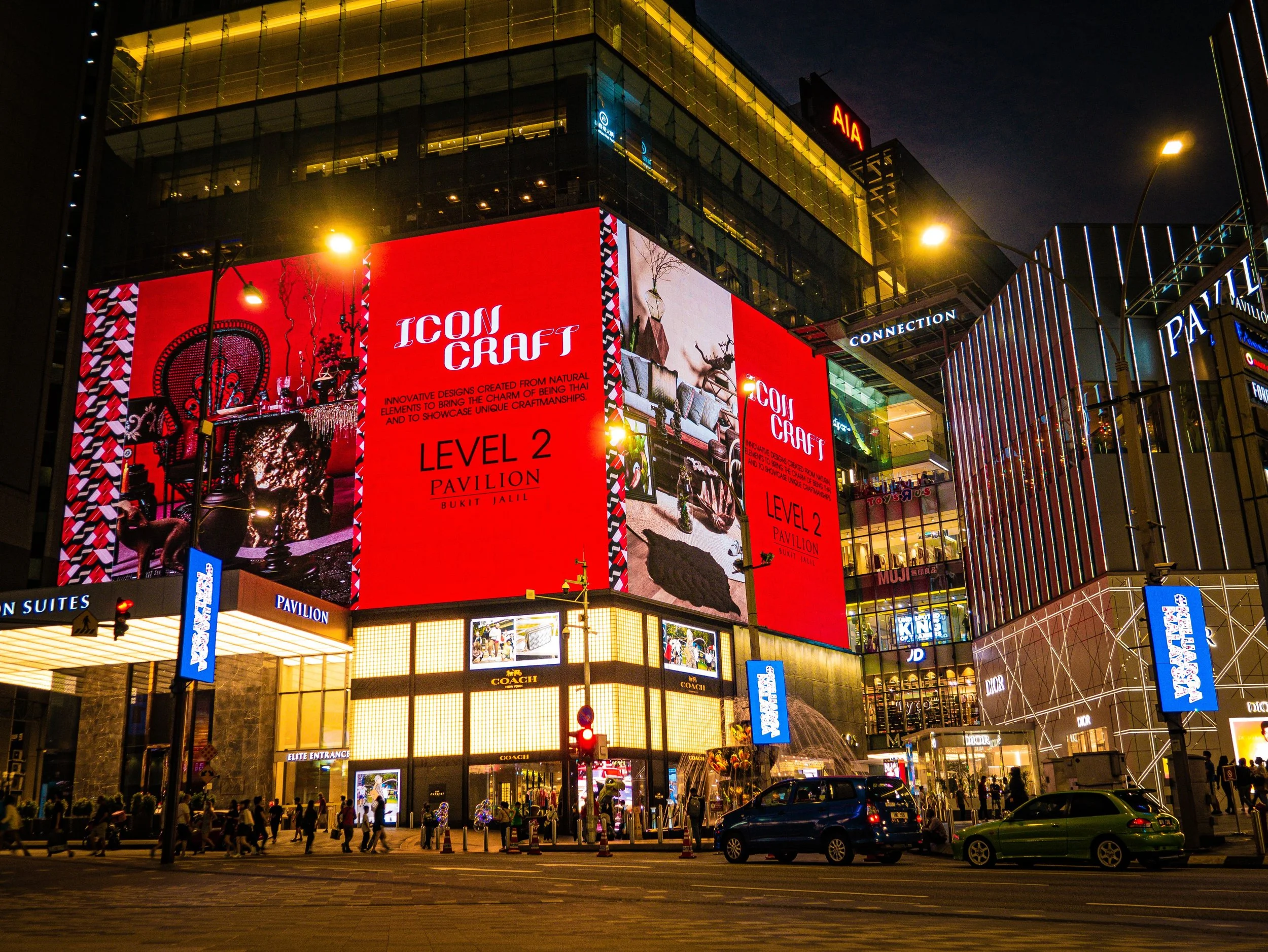 OUTDOOR LED DISPLAYS