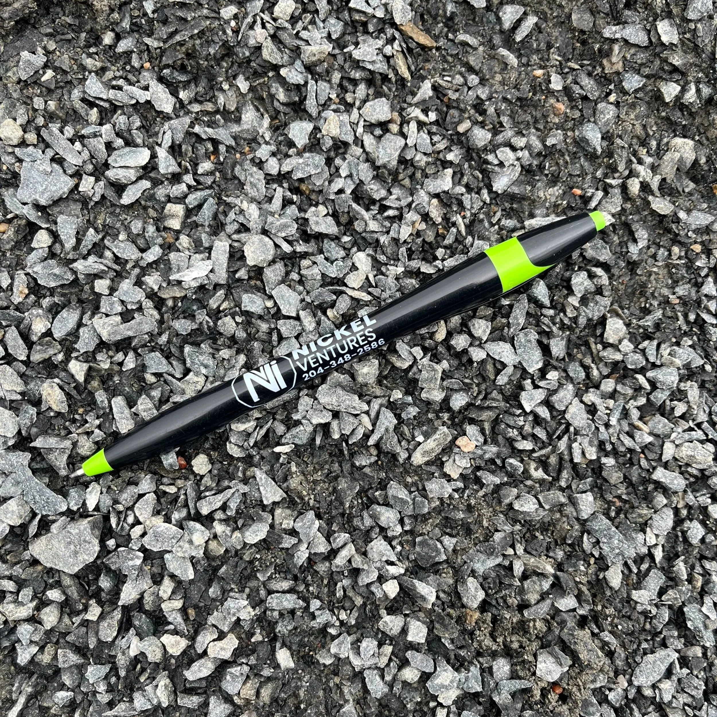 1/4" down black