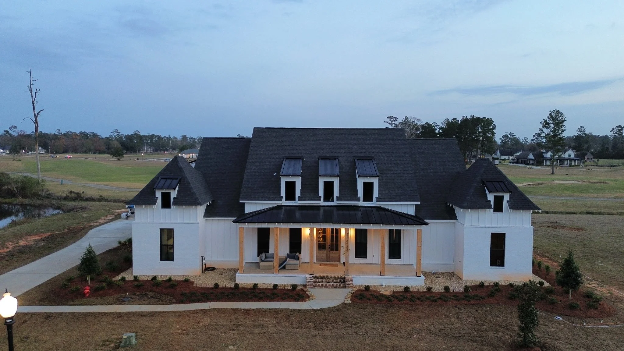 Modern Farmhouse - Springfield, LA