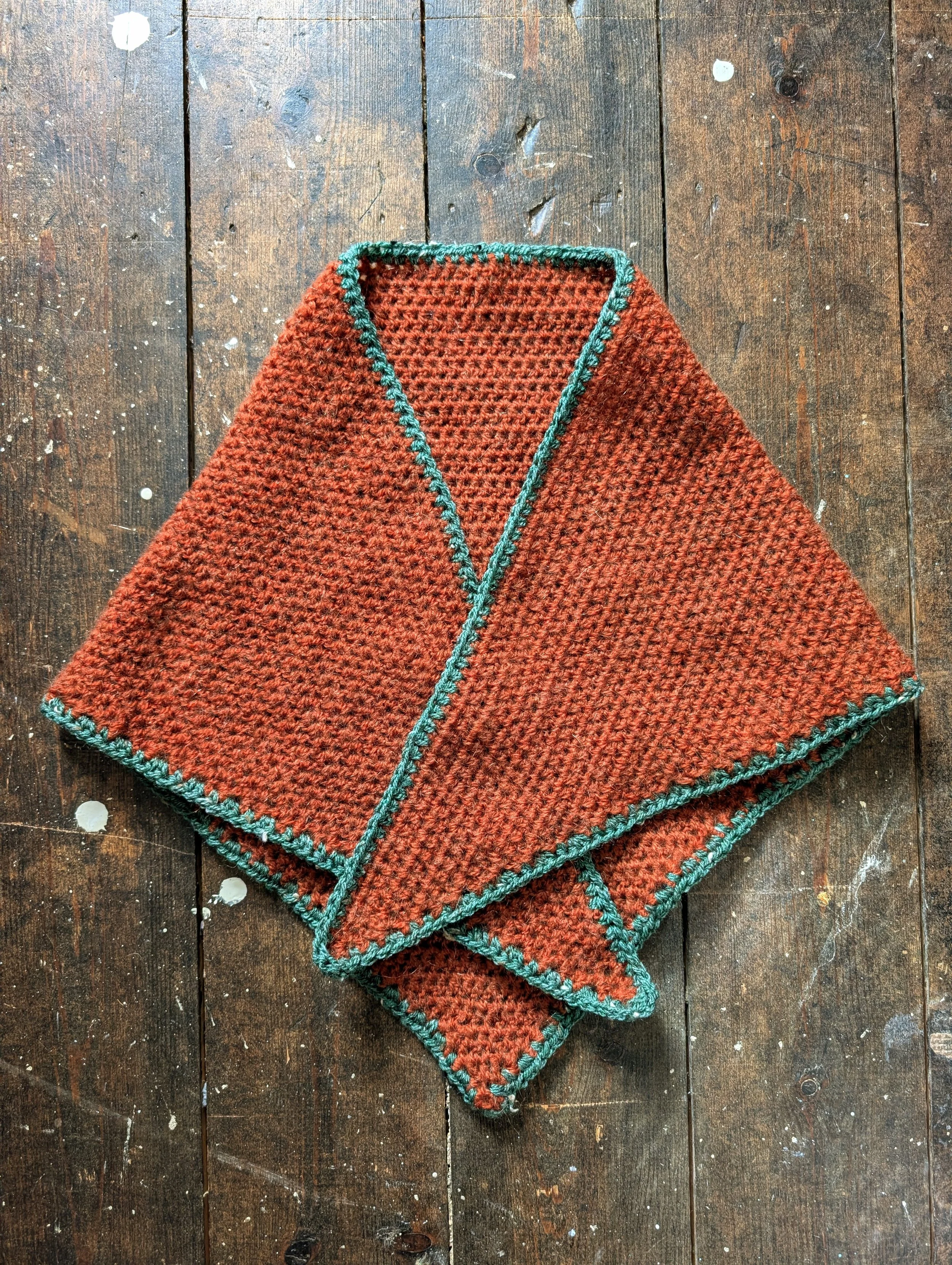 Triangle Scarf- Rust & Green