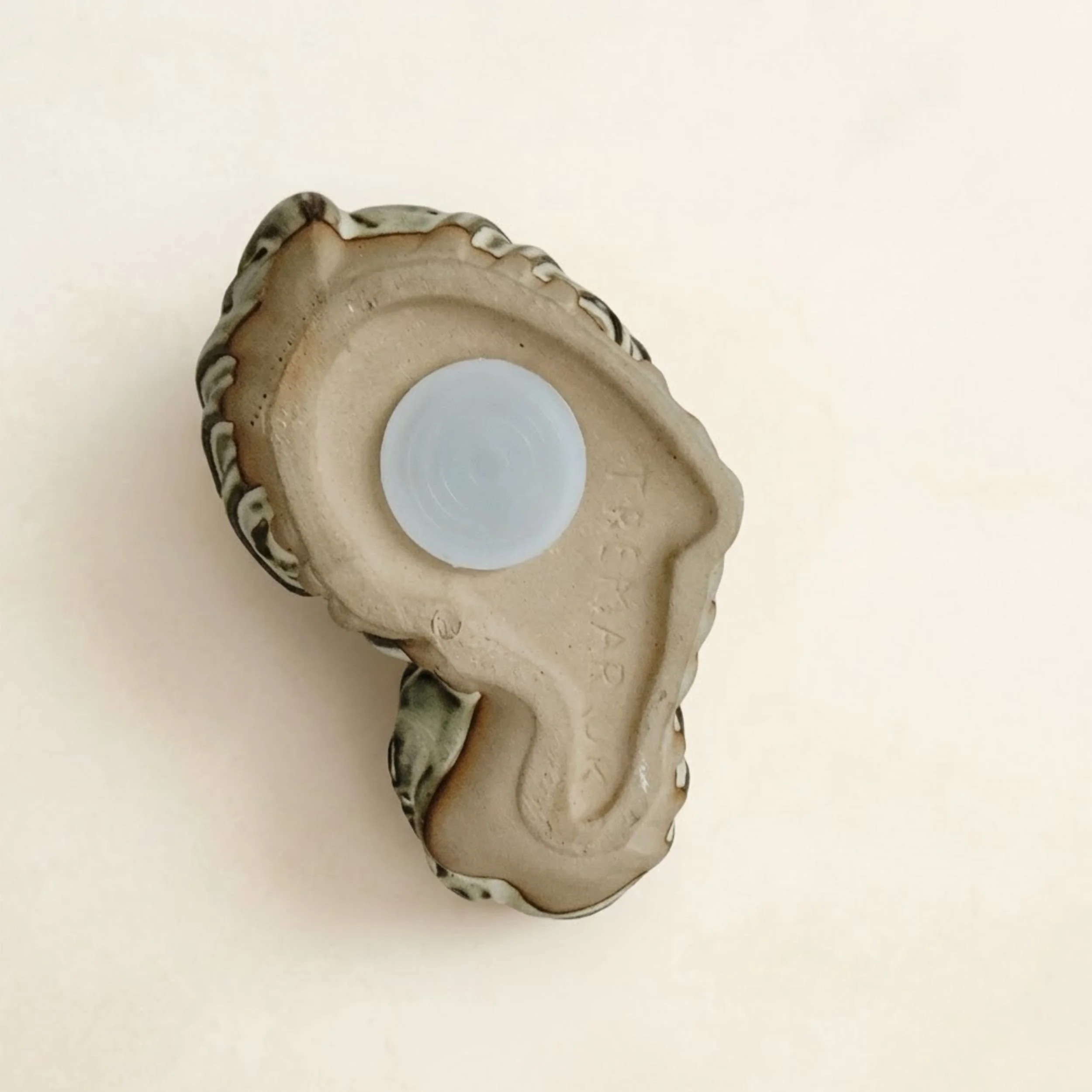tremar-pottery-cat-money-box-base-mark.jpg.jpg