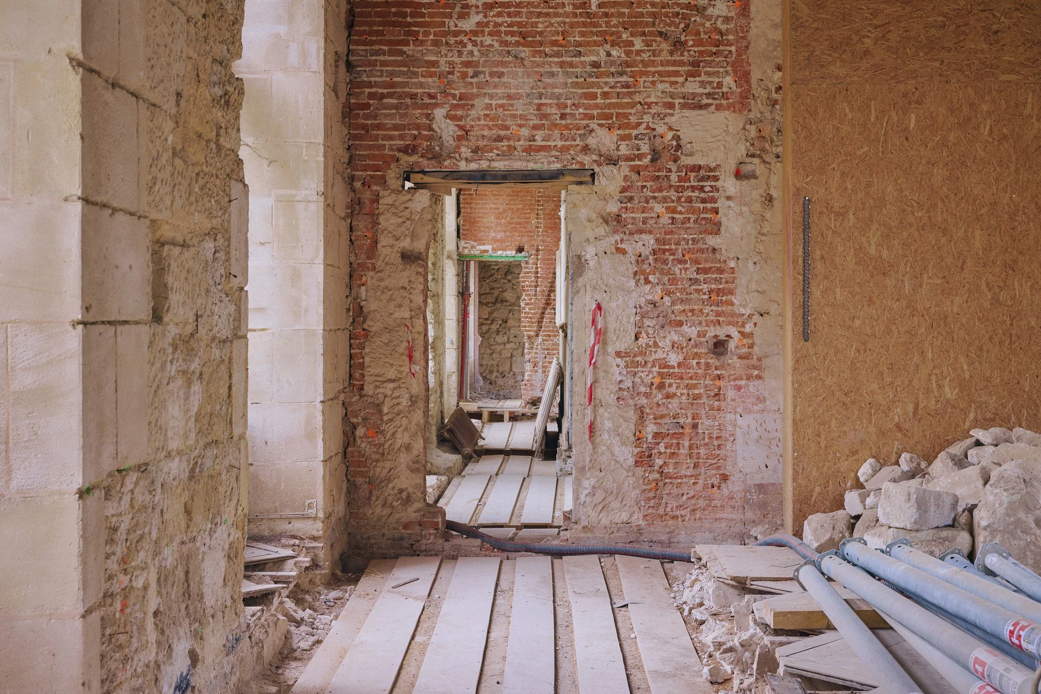Chantier de restauration du Château de Vigny, Artene, photographie de chantier Benoît Drouet
