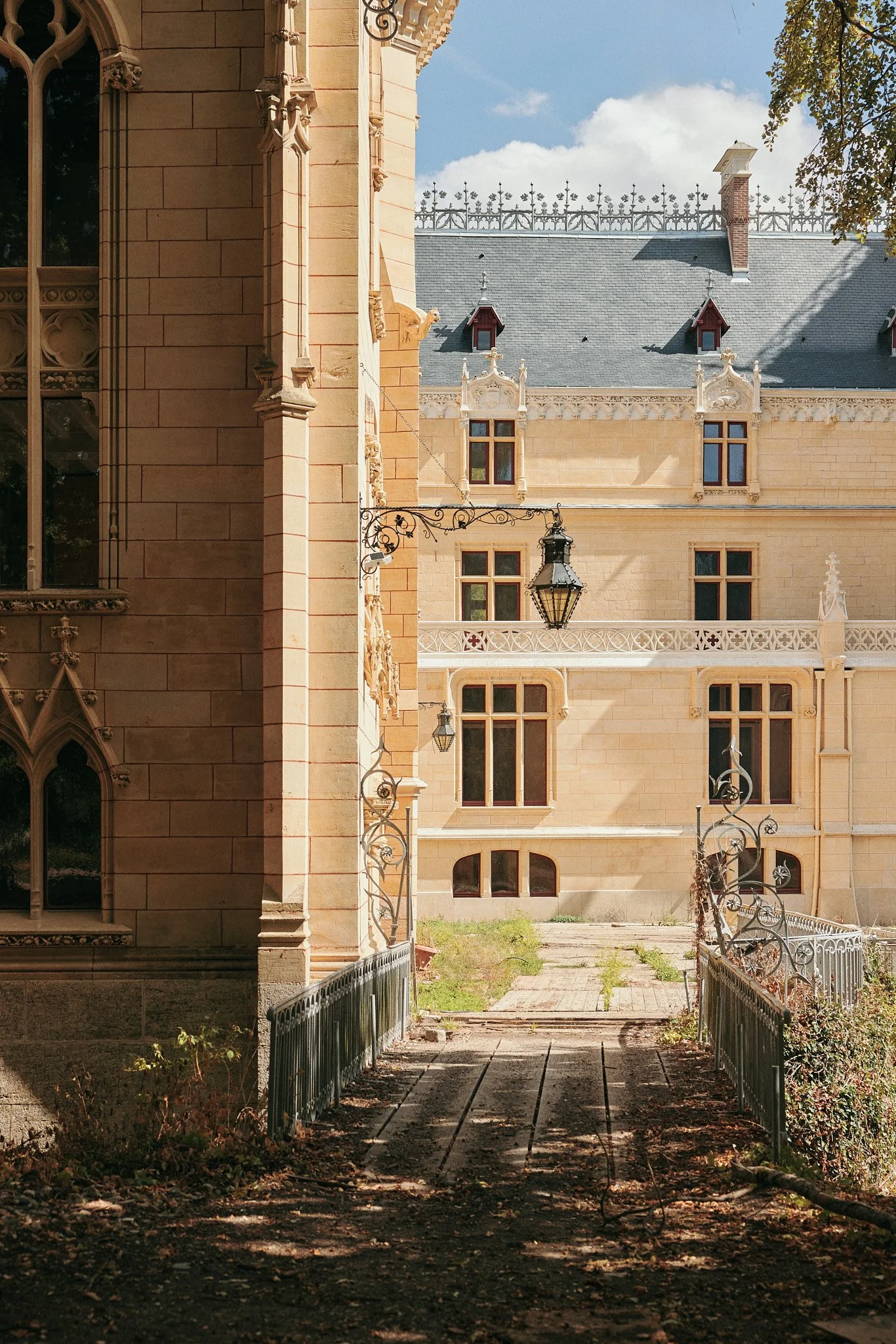 Chantier de restauration du Château de Vigny, Artene, photographie de chantier Benoît Drouet