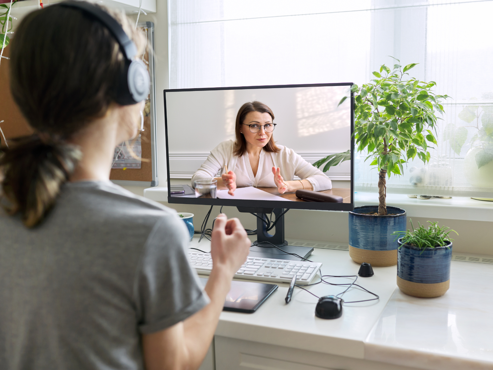Virtual educational consultation supporting homeschool families with personalized high school planning.