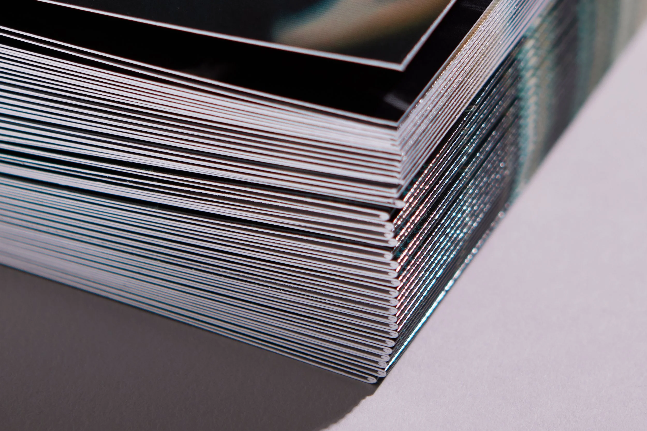 Long edge half folder leaflet