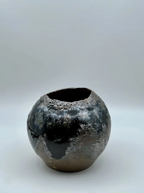 Crater 3 - $45 (4x3.75x3.5h)