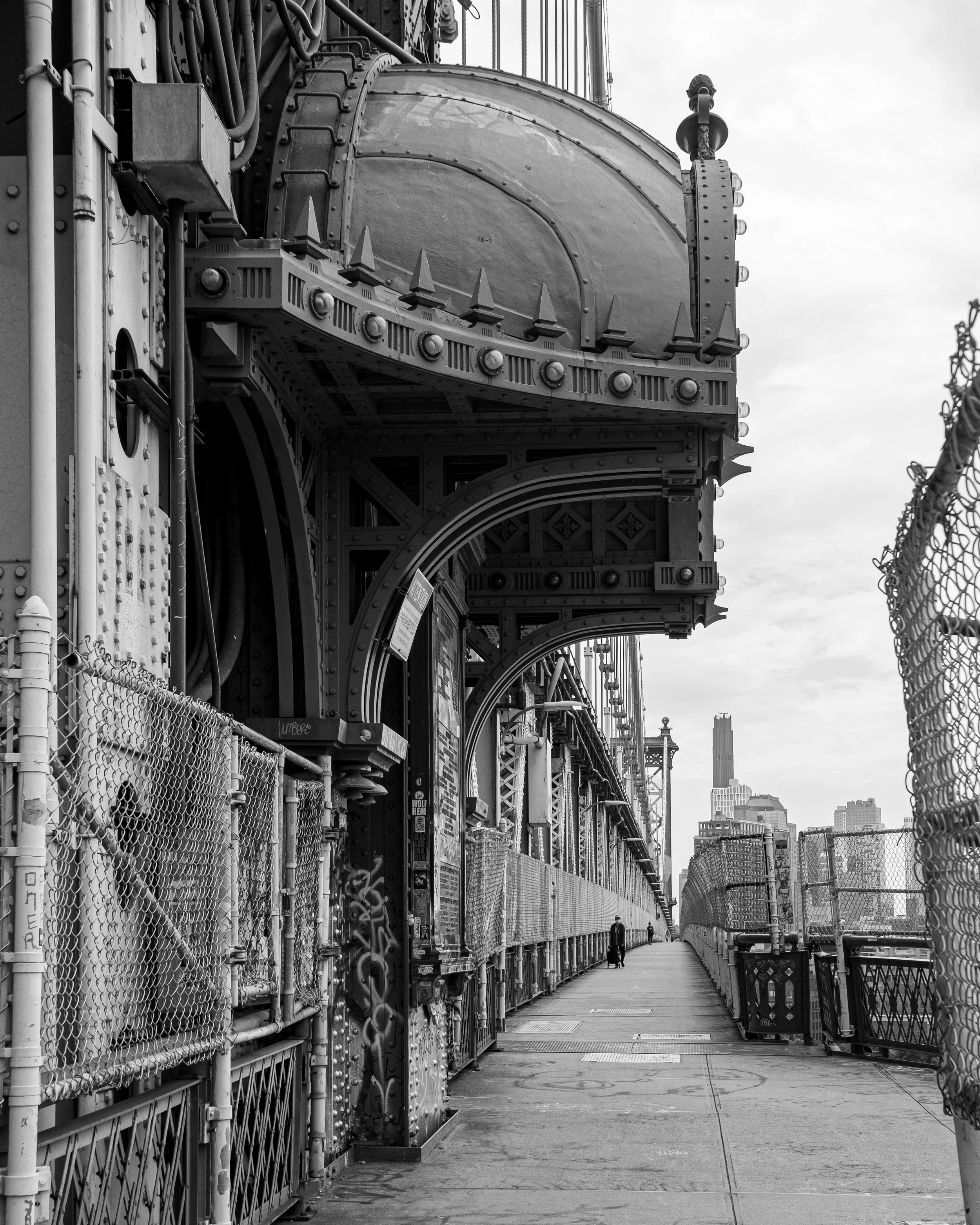Manhattan Bridge walking path. Friday morning. This is where it happened.