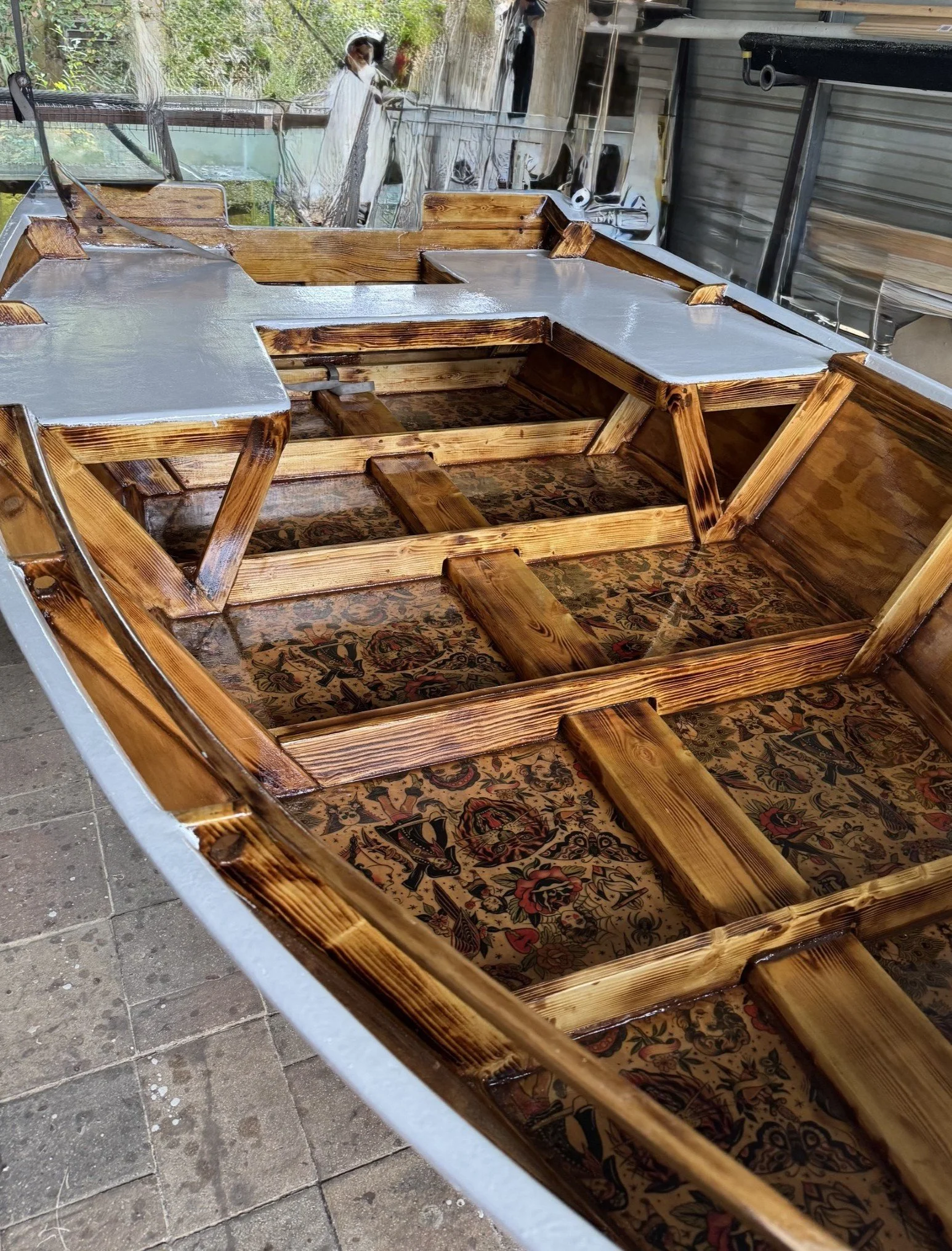 Grovers skiff bench.jpg
