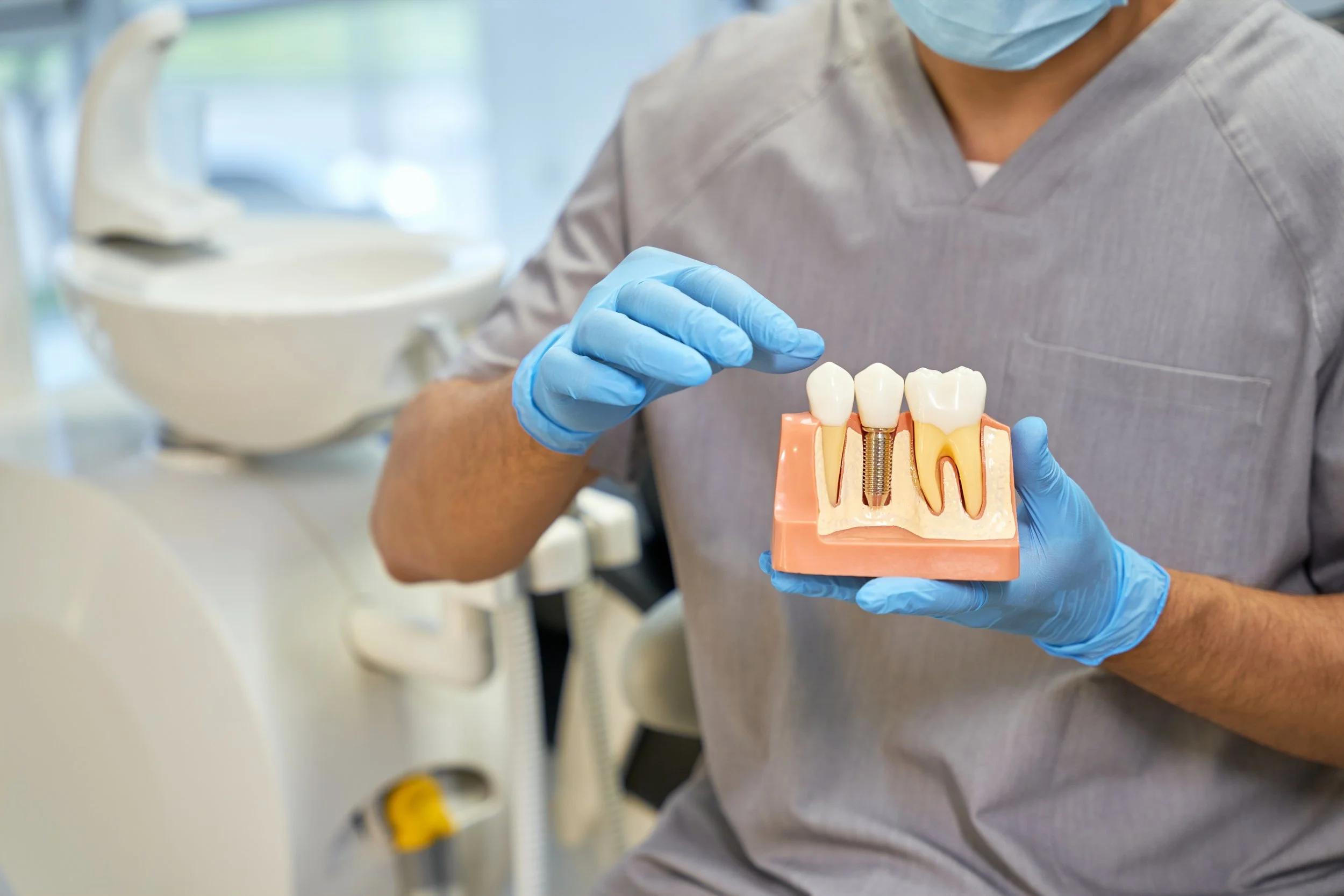 Dental Implants, AWOMS, Albury, Griffith, Wagga Wagga, Wangaratta