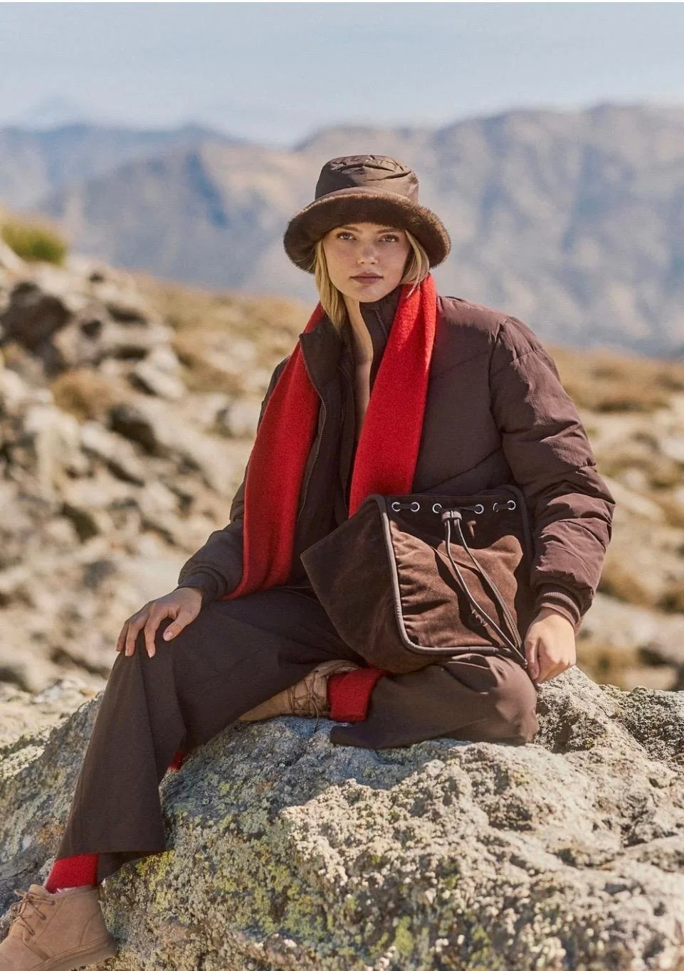 editorial_07_puffer_mountains_redscarf.jpeg