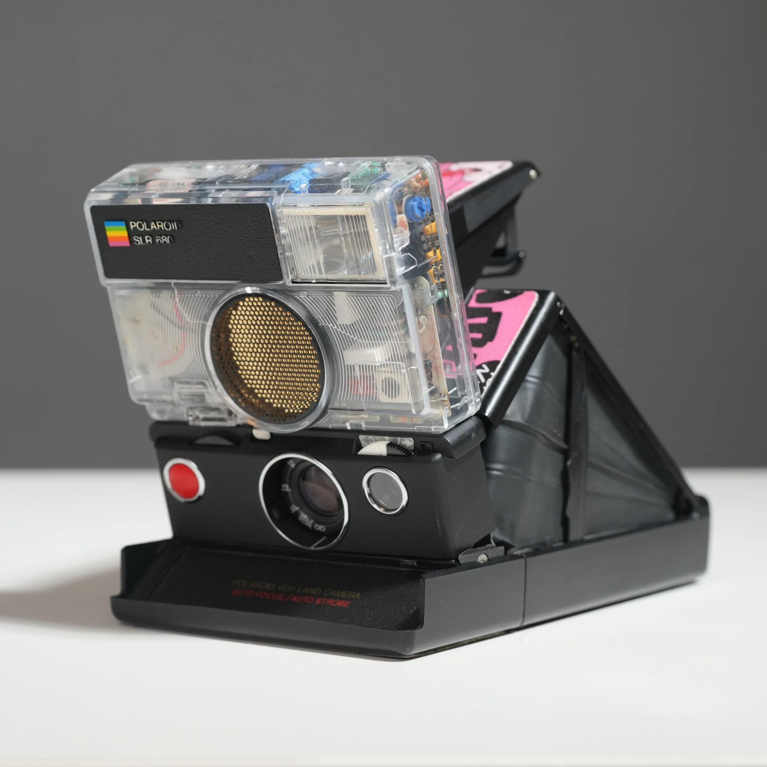 Polaroid SLR 680 Instant Camera – Tested – AutoFocus / Auto Strobe