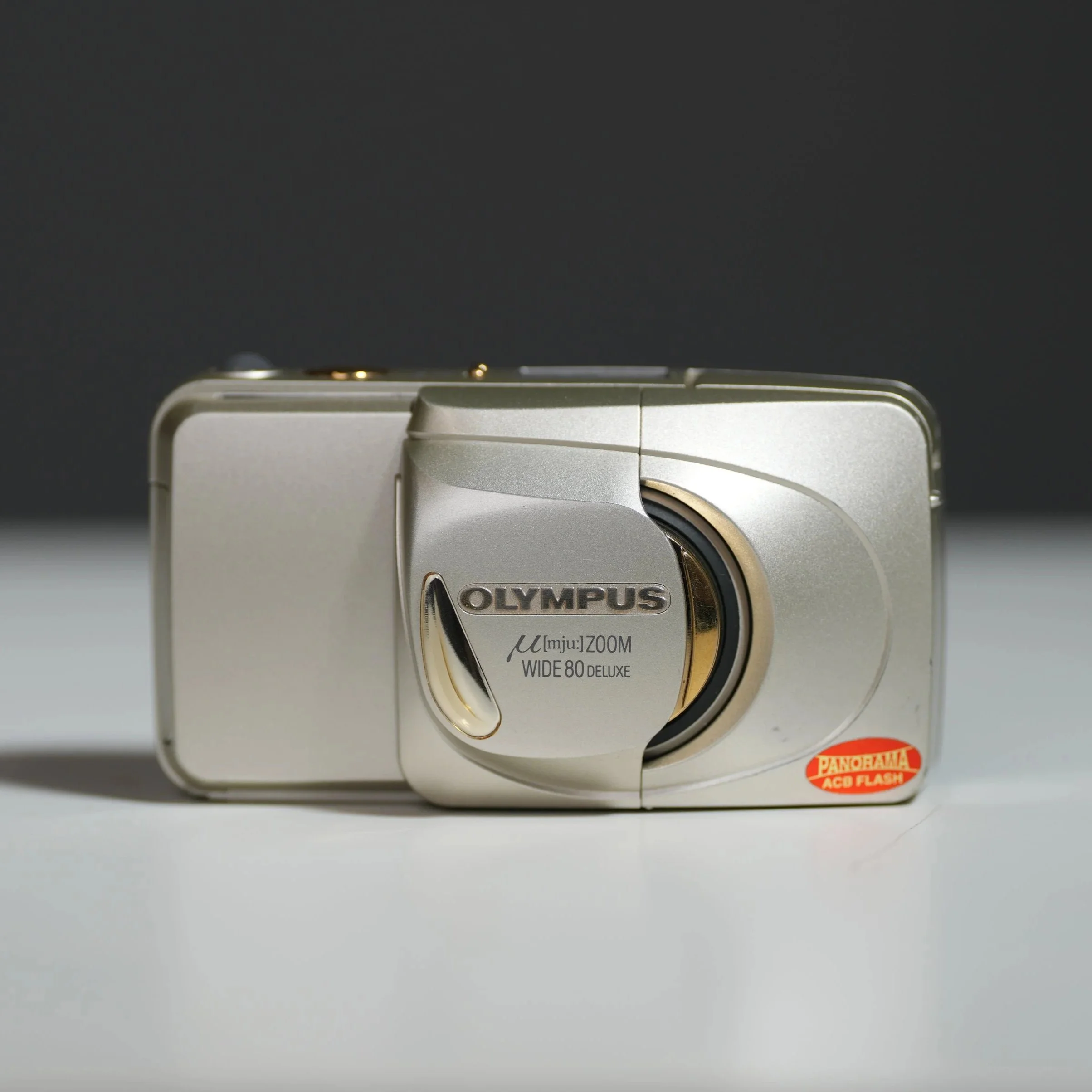 Olympus µ[mju:] Zoom Wide 80 Deluxe 35mm Film Camera – Tested – Champagne Gold / China Edition