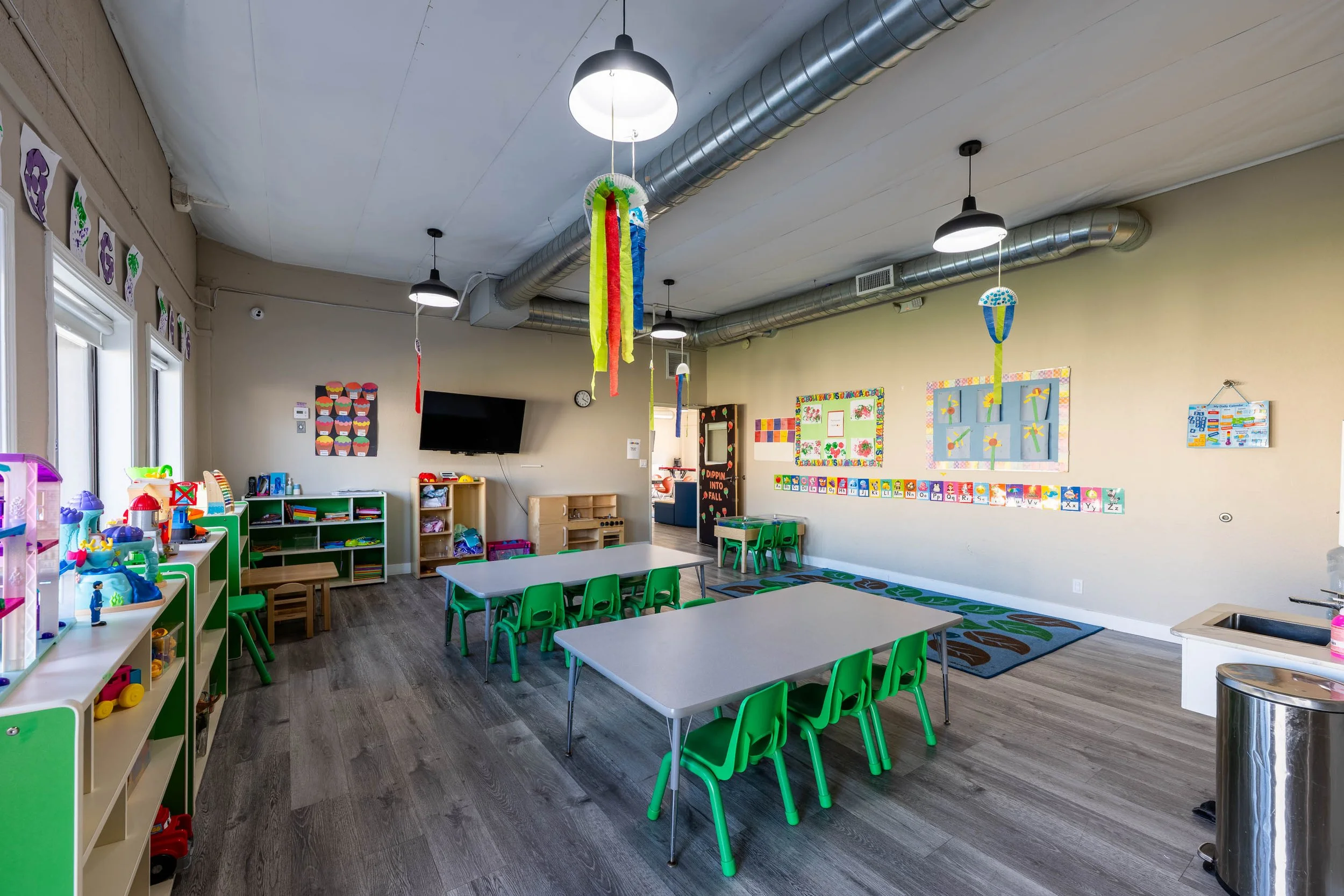 golden-west-preschool-bellflower-2.jpg