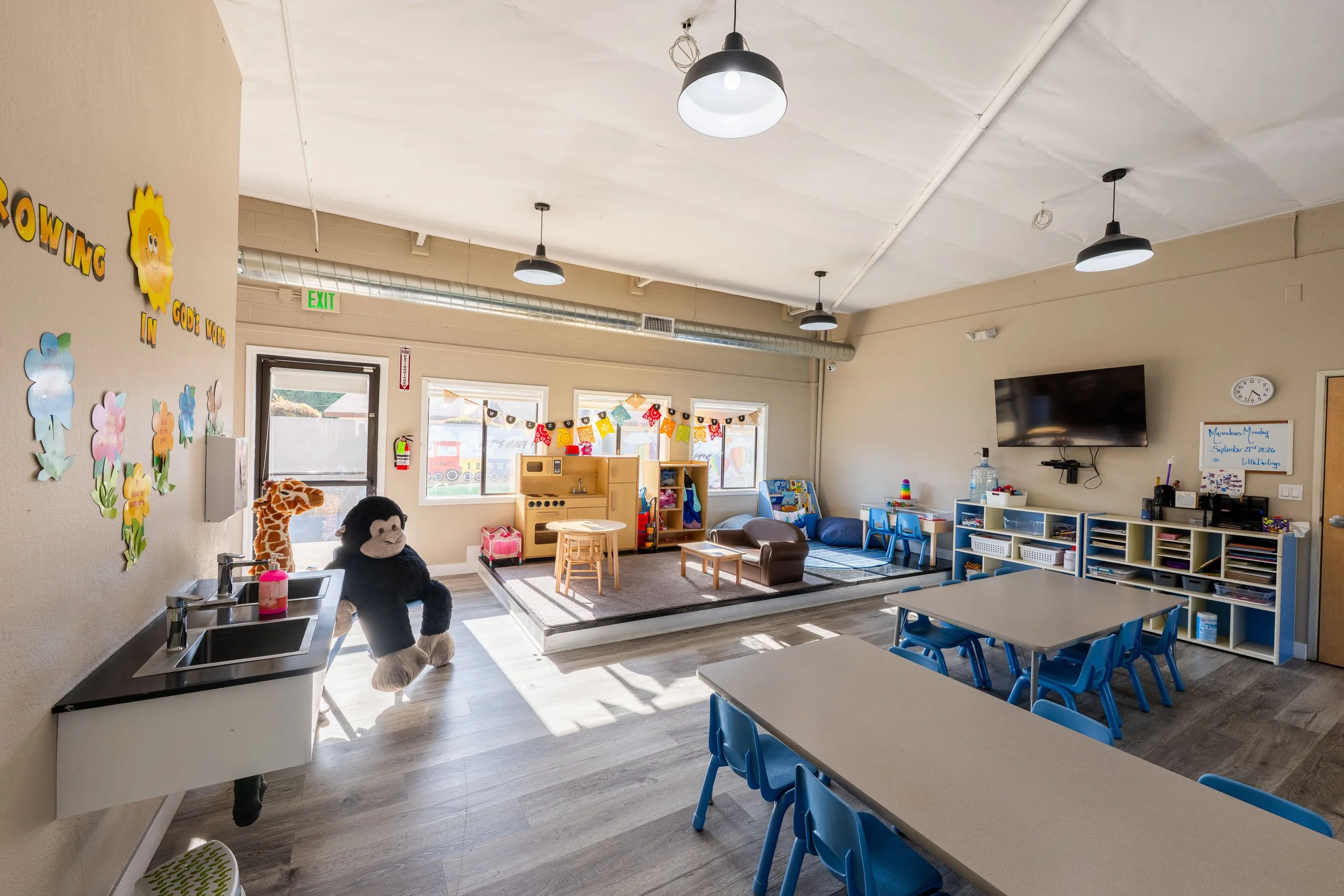 golden-west-preschool-bellflower-13.jpg