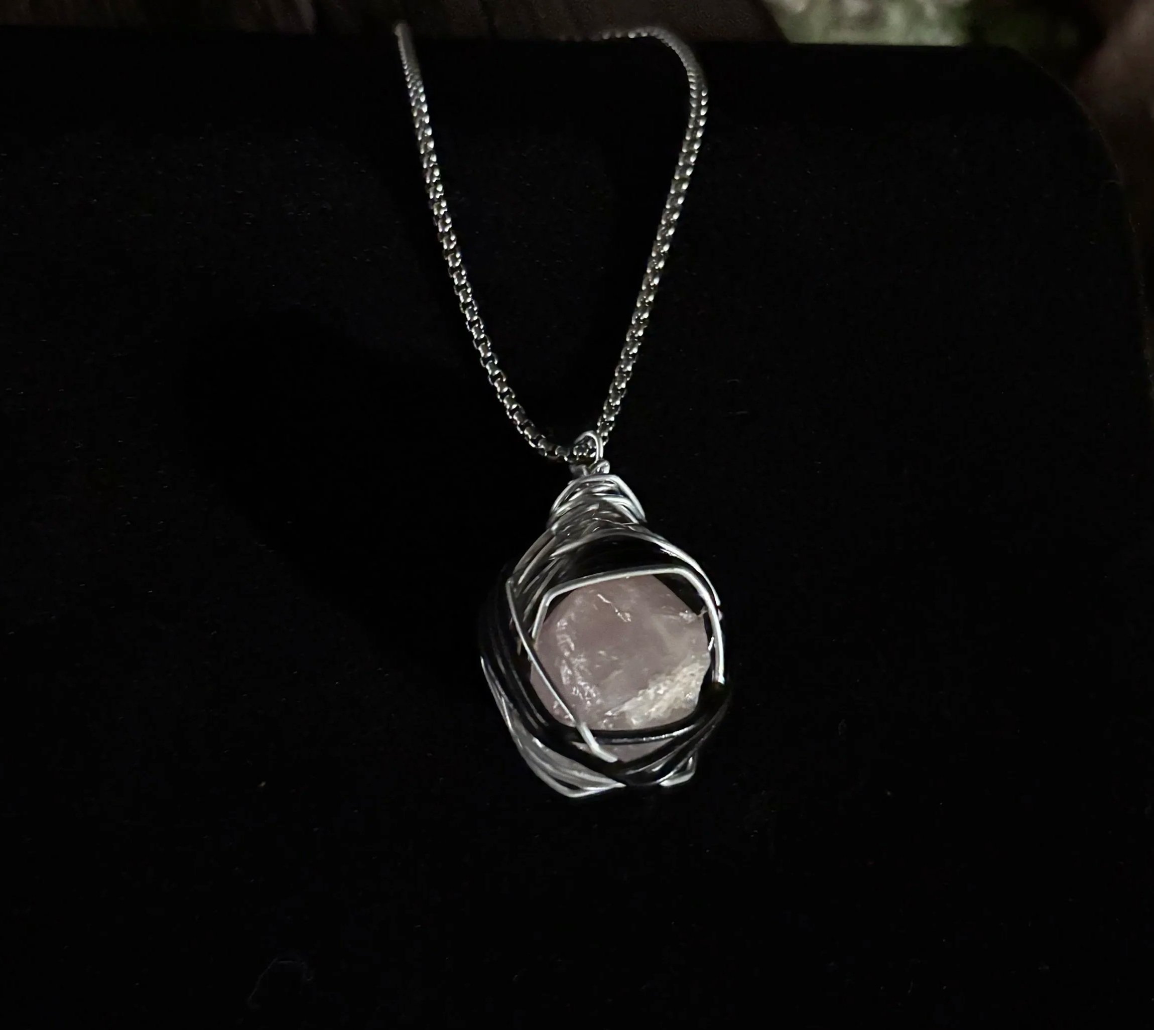 Reverse Rose Quartz Chain