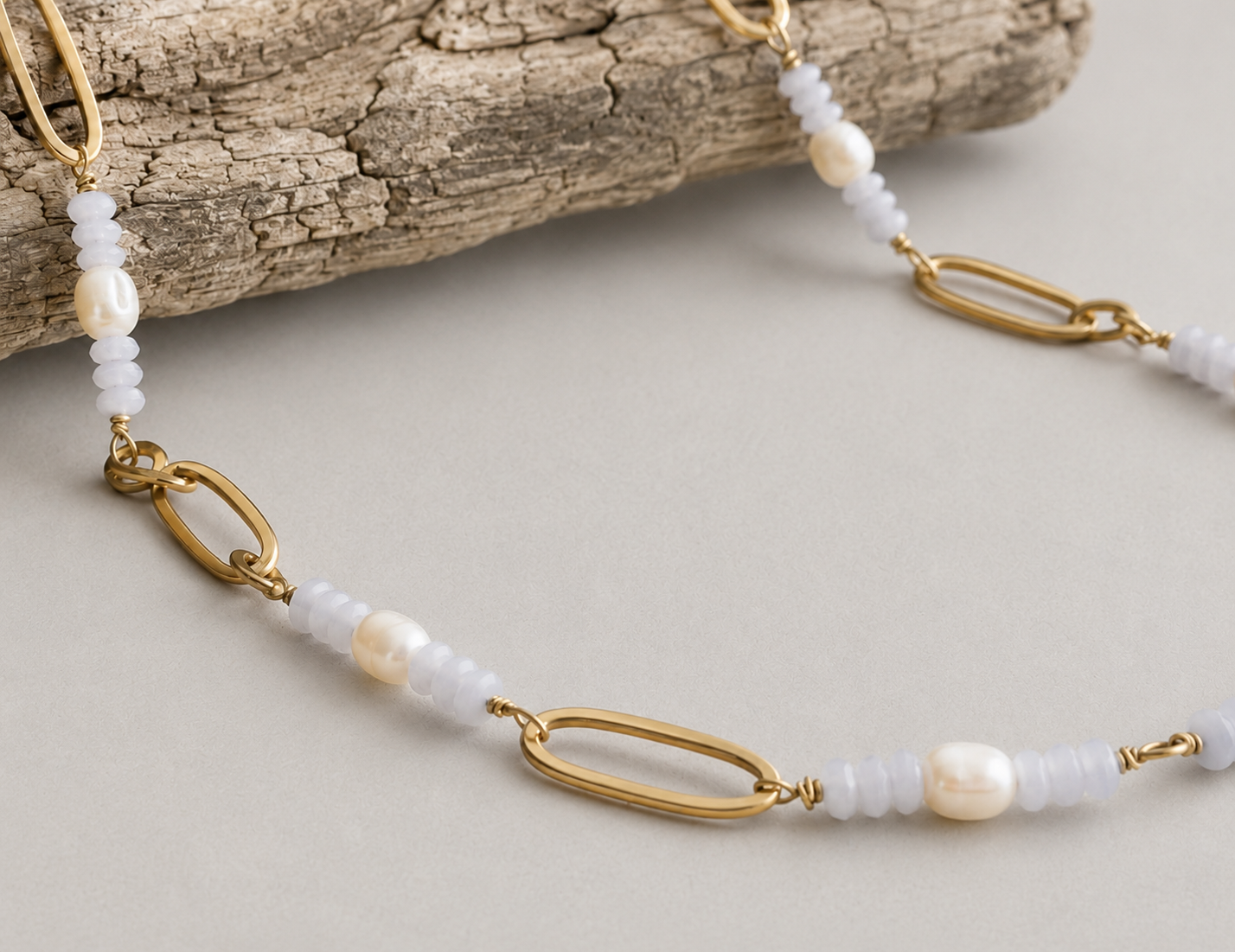 PEARL TIDE NECKLACE