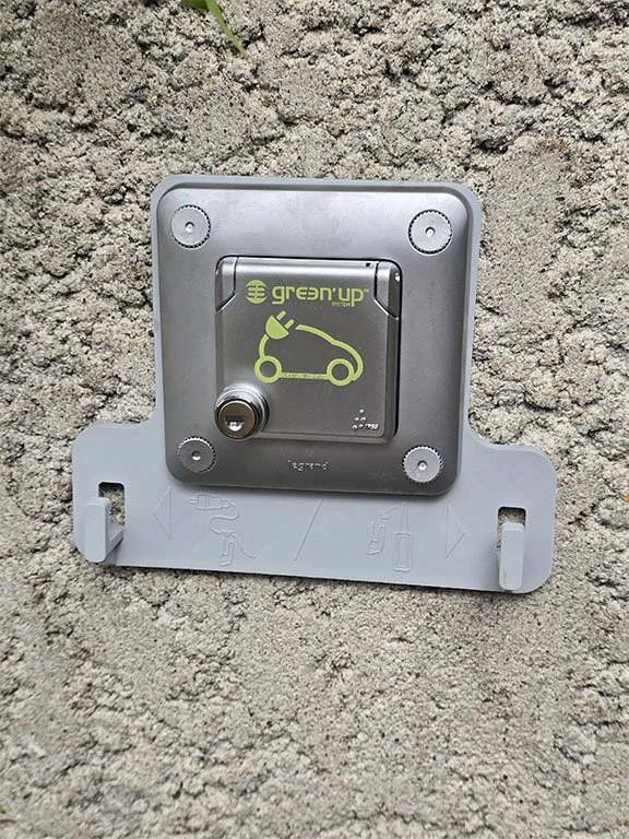Point de charge pour véhicules electriques de marque Legrand