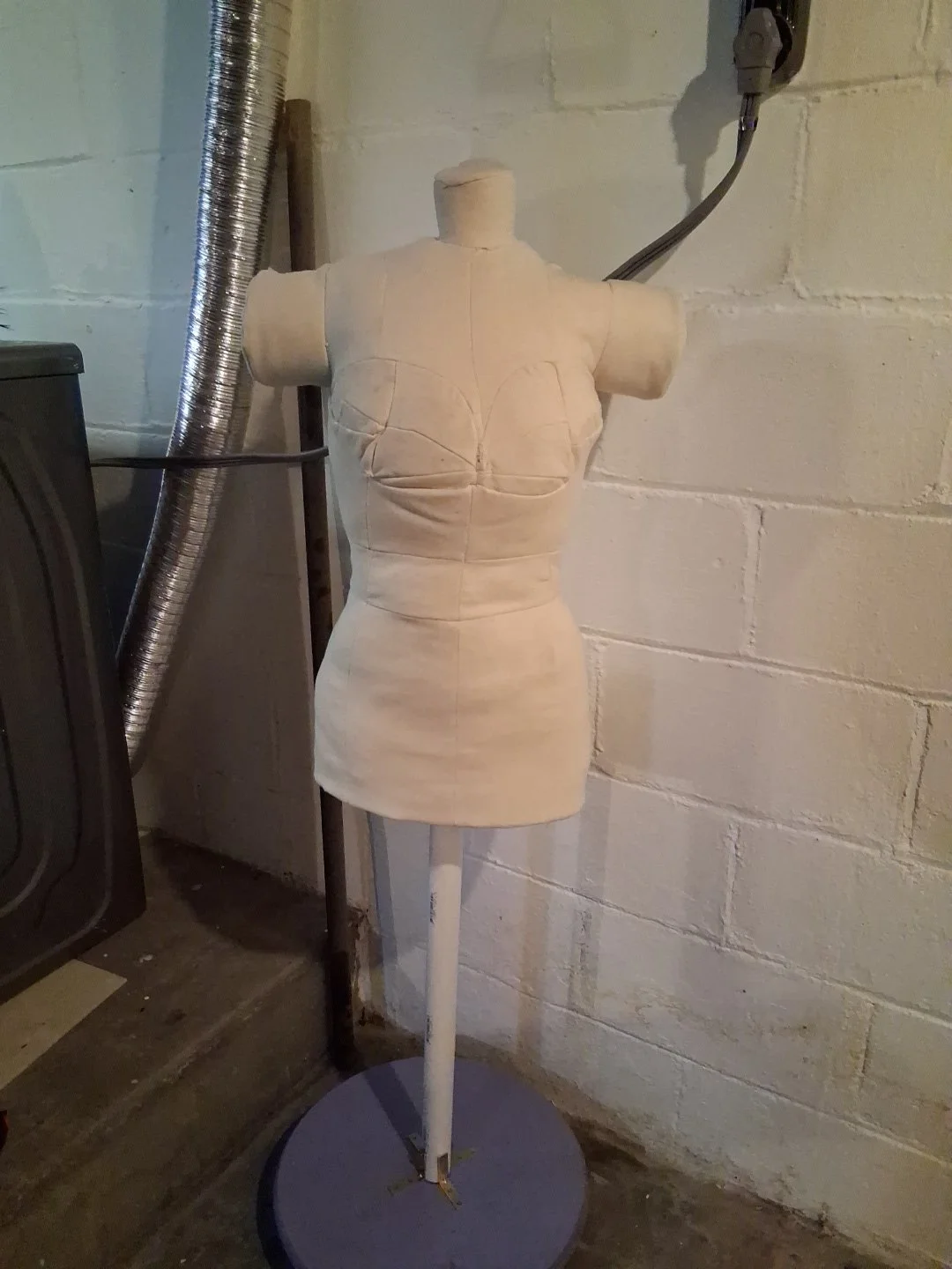 The finished dress form from scratch