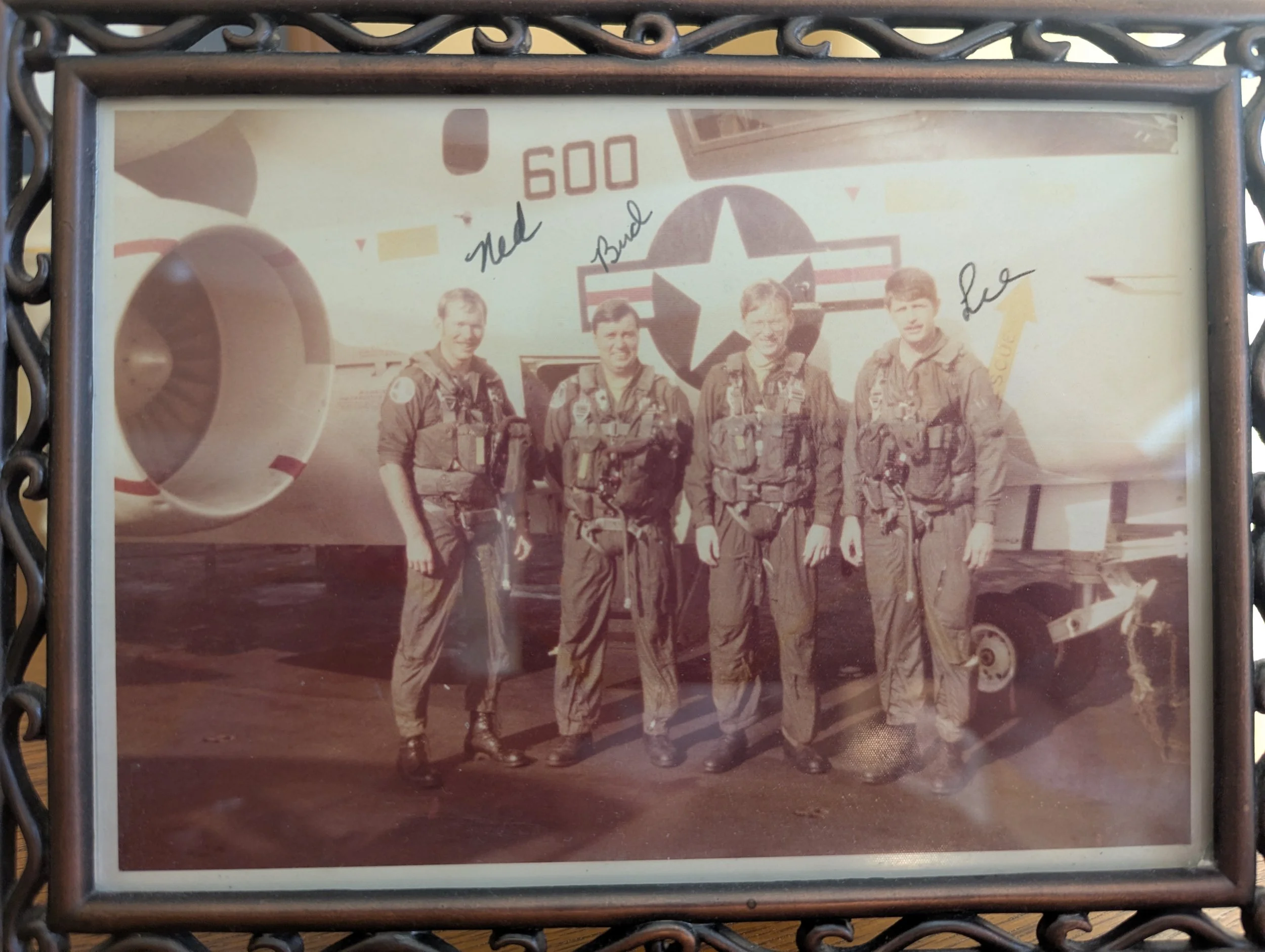 L-R. LTJG NED CONNER; LT 'BUD' BUDRAKO; AW2 DANIEL C. HAPPEL; LCDR 'LEE' GEORGE LEELAND PFAFF.  Side # 600 (AKA HANGER QUEEN). 1976 MED CRUISE CVW-7.

 Condolences for:

AW2 MICHEAL HOWARD ANNEGAN 2016

AW3 CHARLES DANA 'NAFFLE' REID 2012