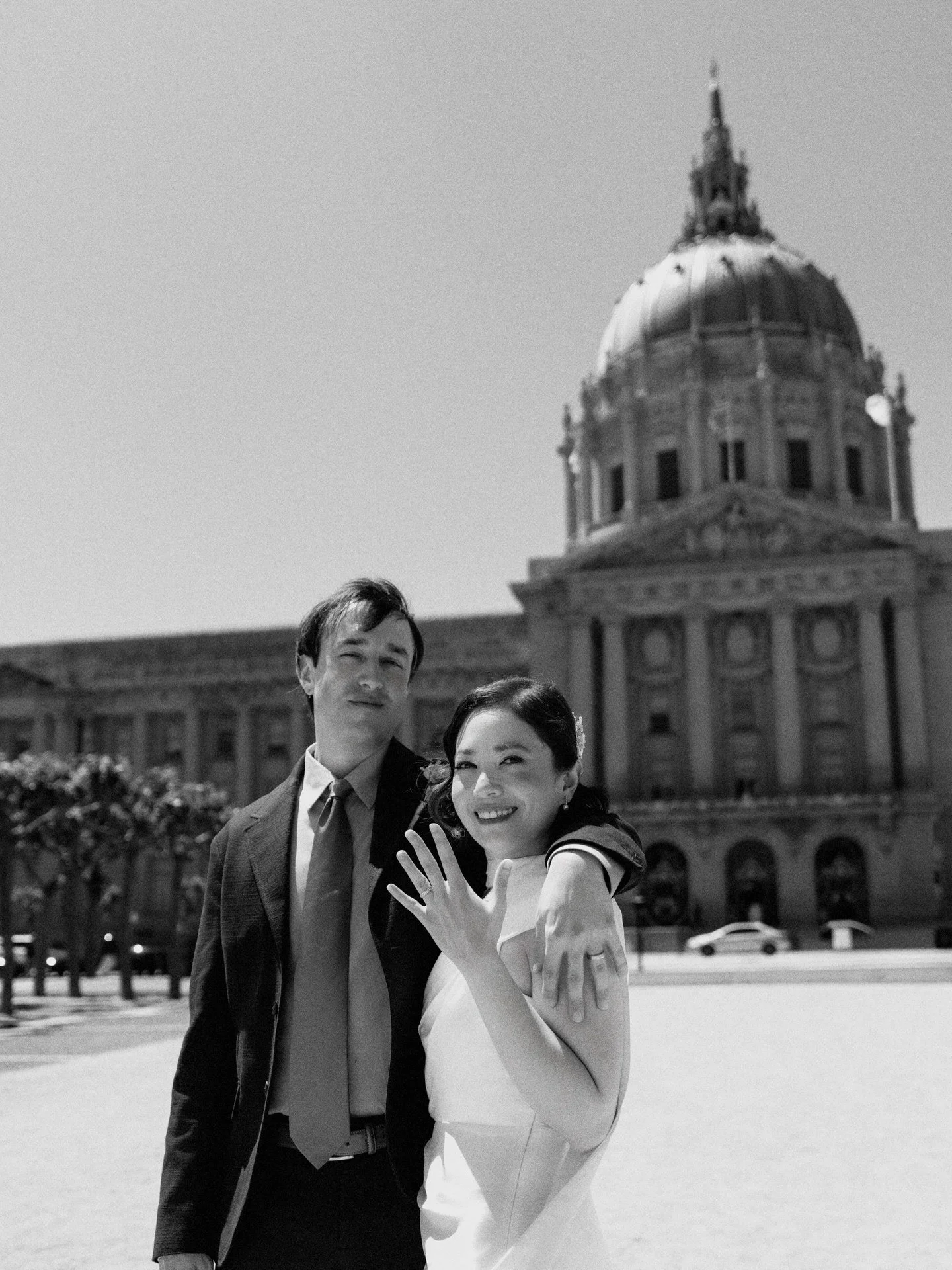 Classic and romantic sf city hall wedding

#샌프란시스코스냅 #sfcityhallwedding #sfweddingphotographer #sfcityhall #샌프란시스코스냅작가