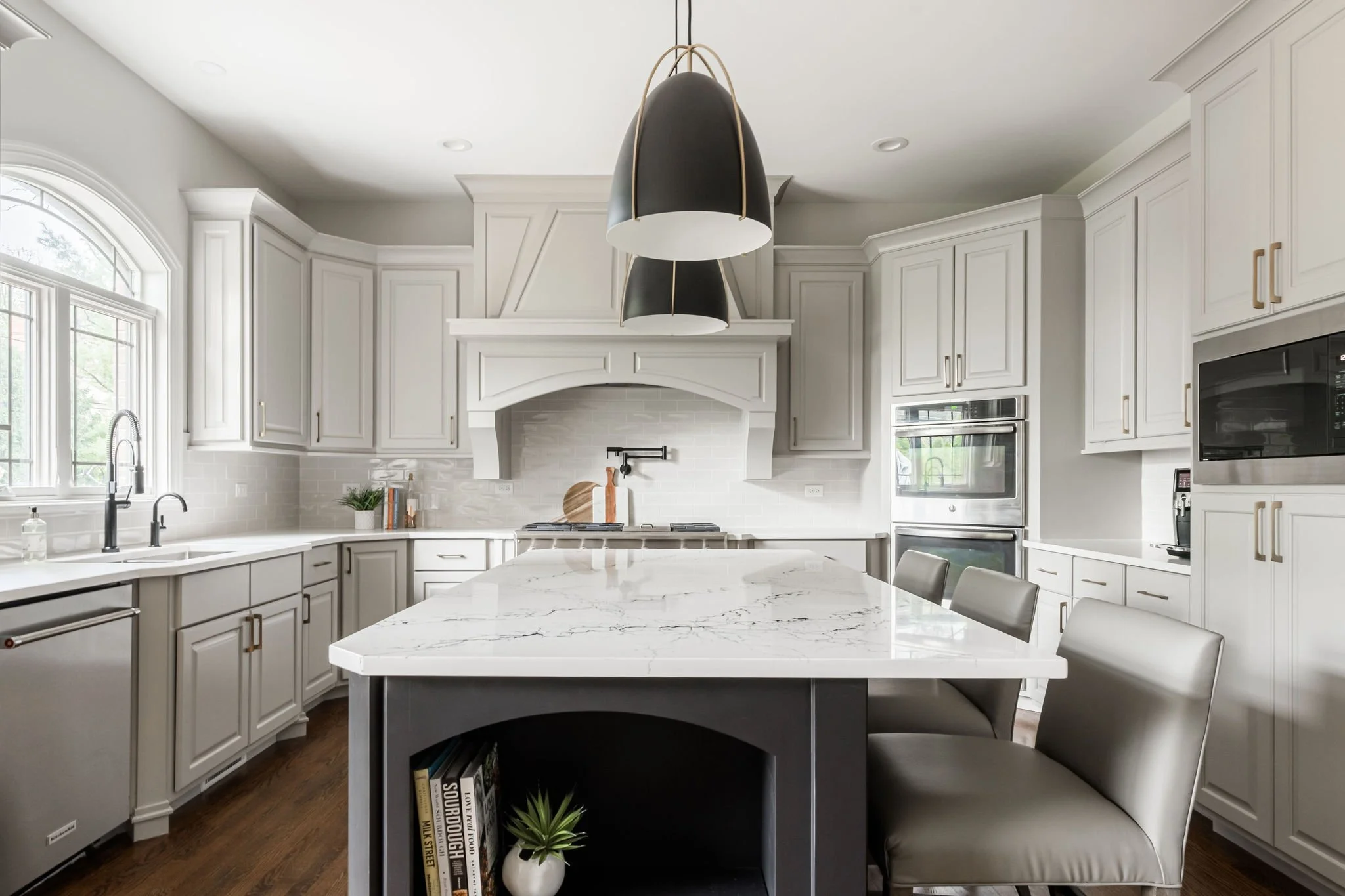Elmhurst Traditional Kitchen