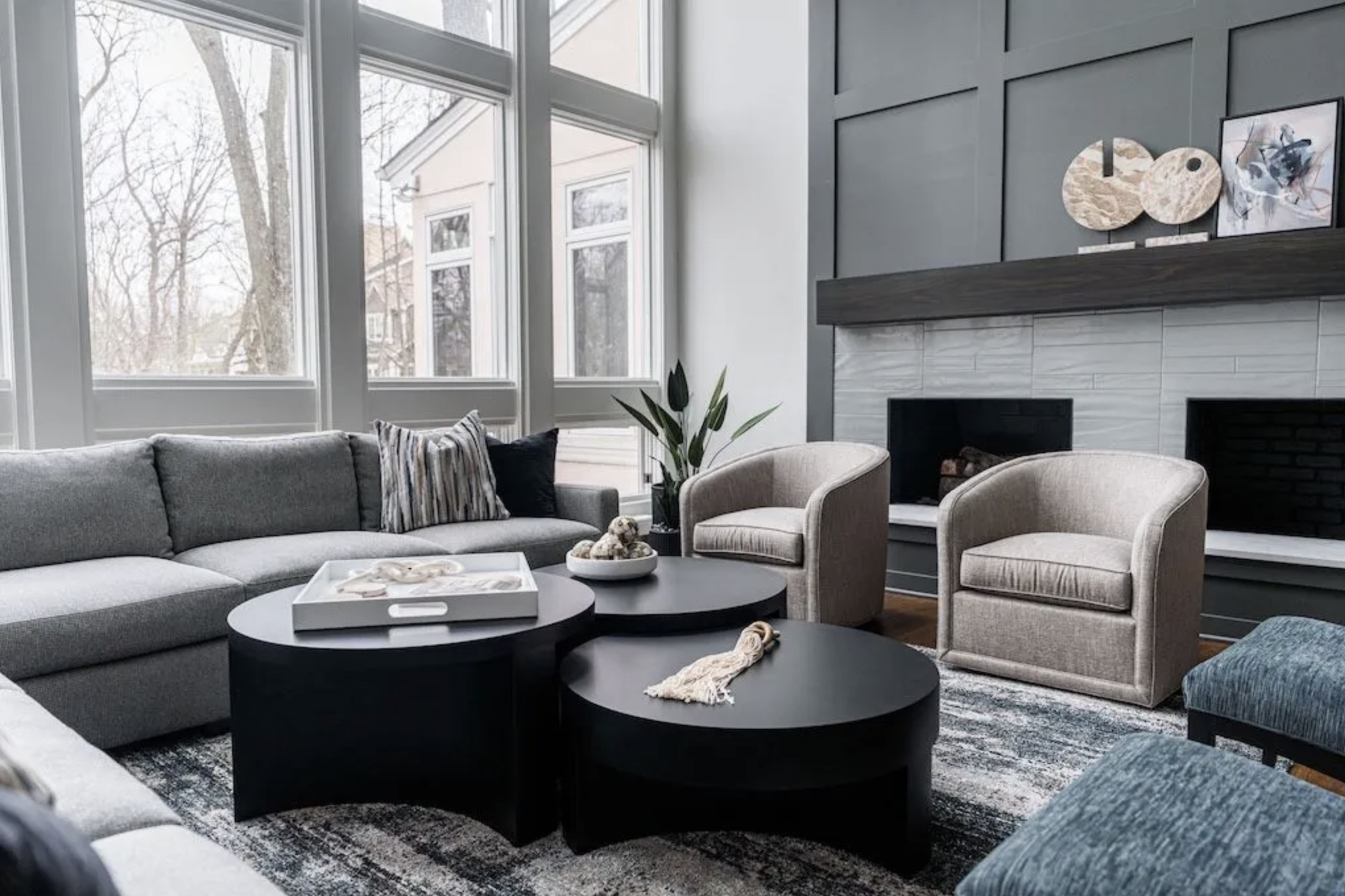 Naperville Contemporary Family Room