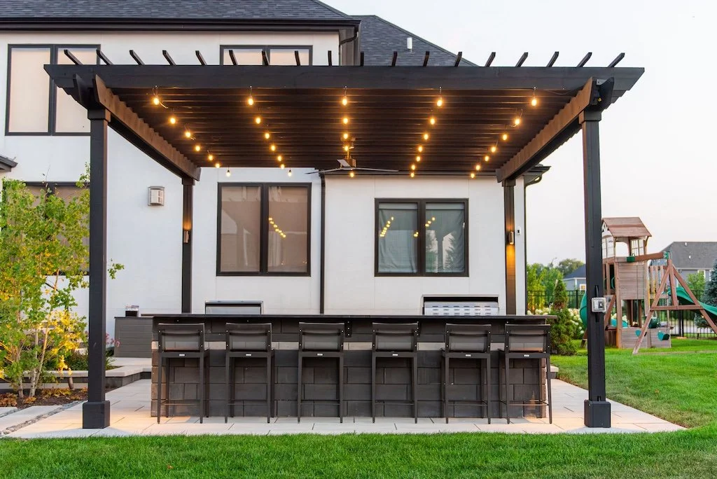 Modern Naperville Backyard Oasis