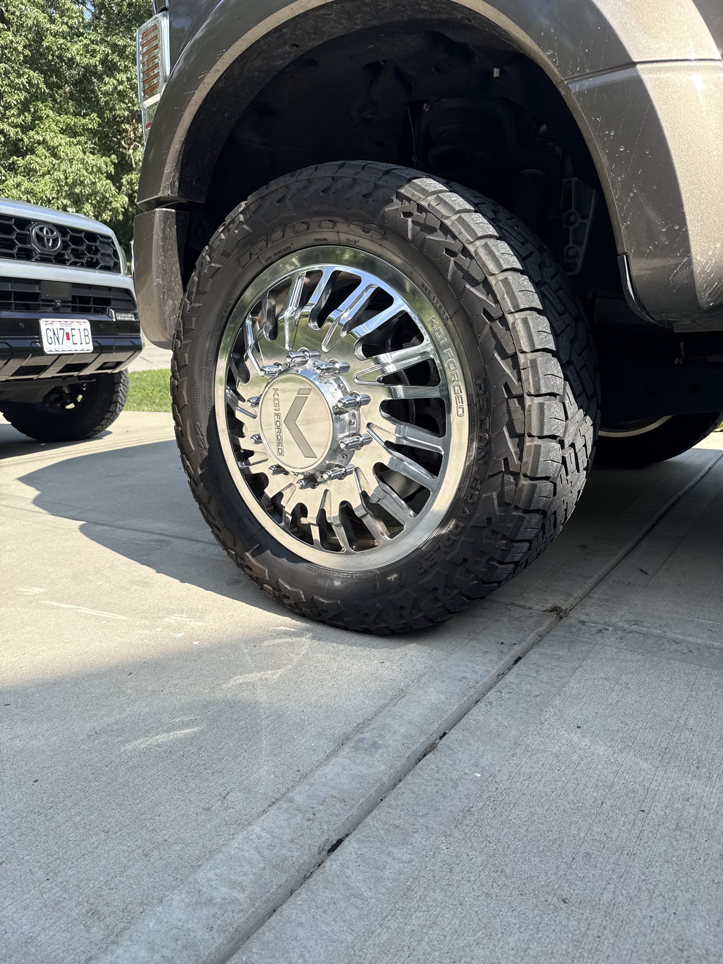 Ford F450 Crew Cab - KG1 Forged Wheels