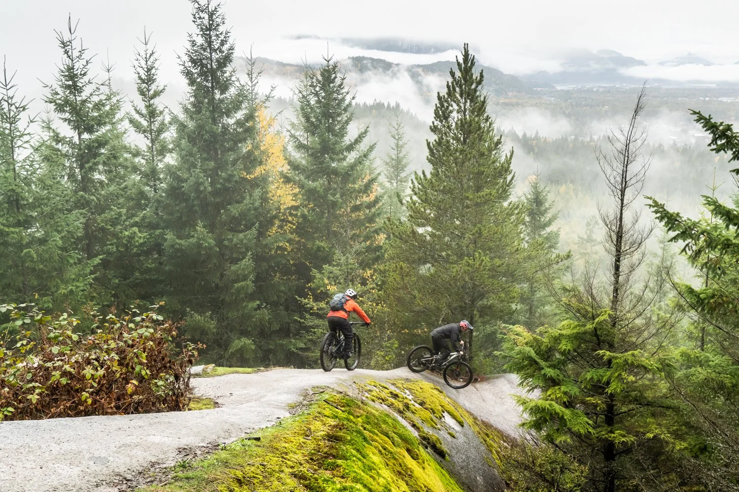 Squamish MTB guided ride of slabs