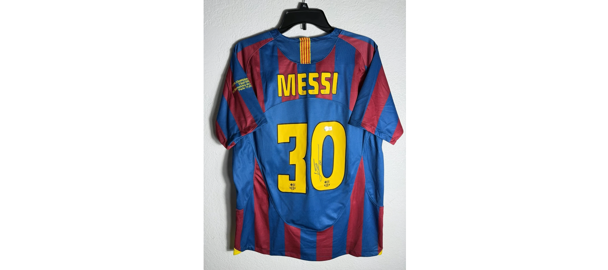 Lionel Messi Autograph Beckett Signed Jersey