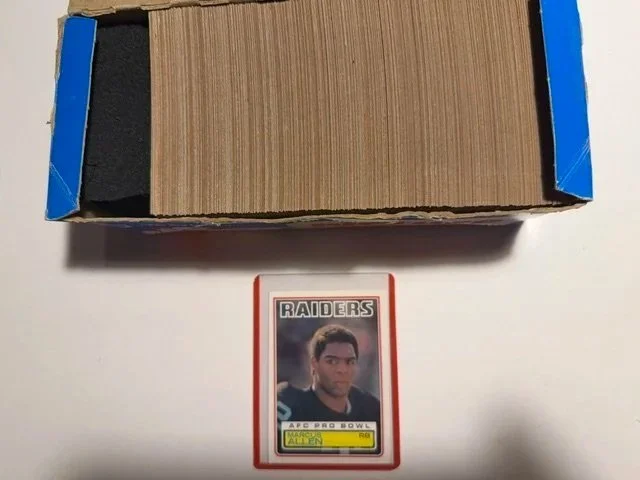 1983 Topps Football Complete Set - Marcus Allen Rookie