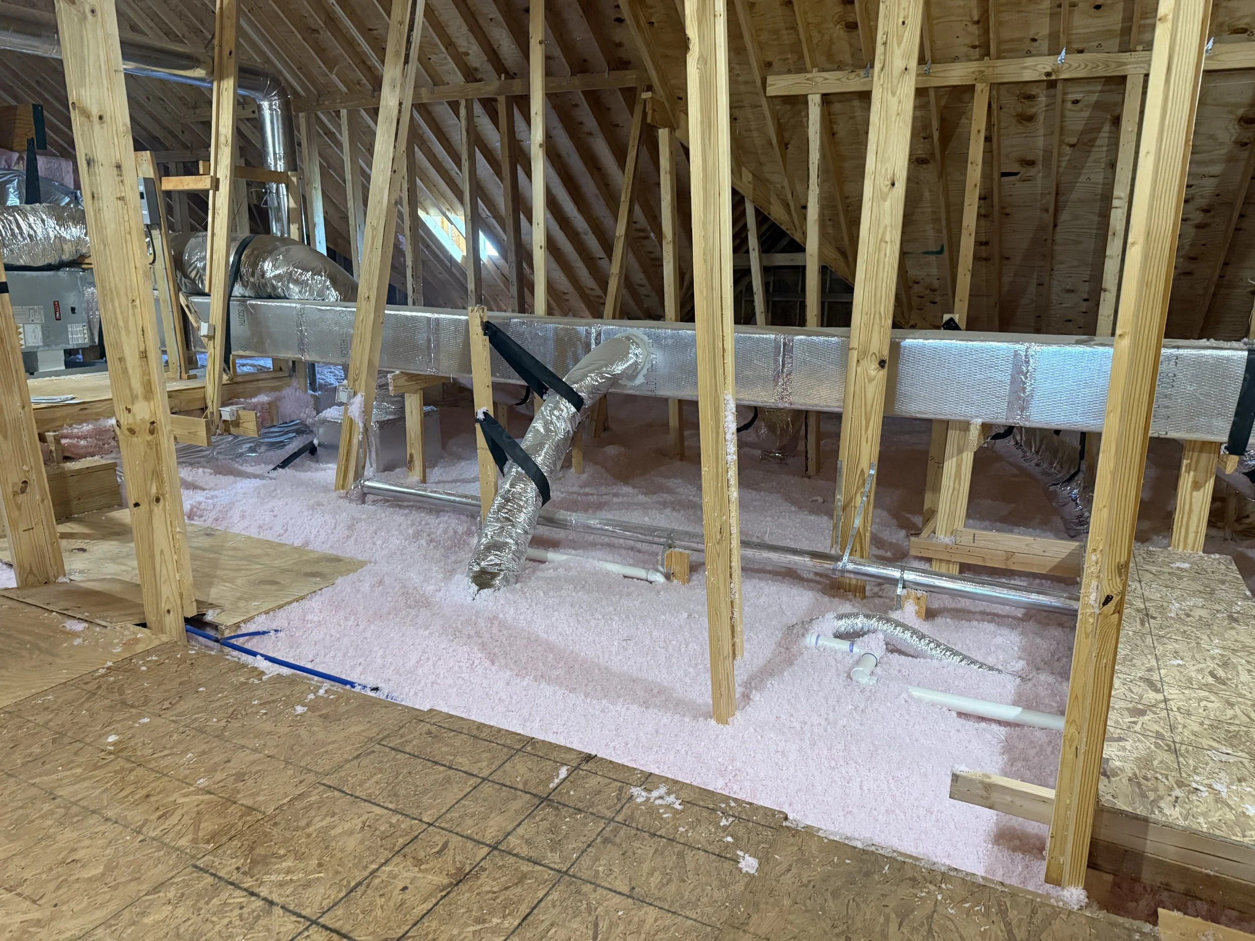 New and Existing home insulation services, Insulation in attic, attic insulation install, insulation blown in attic