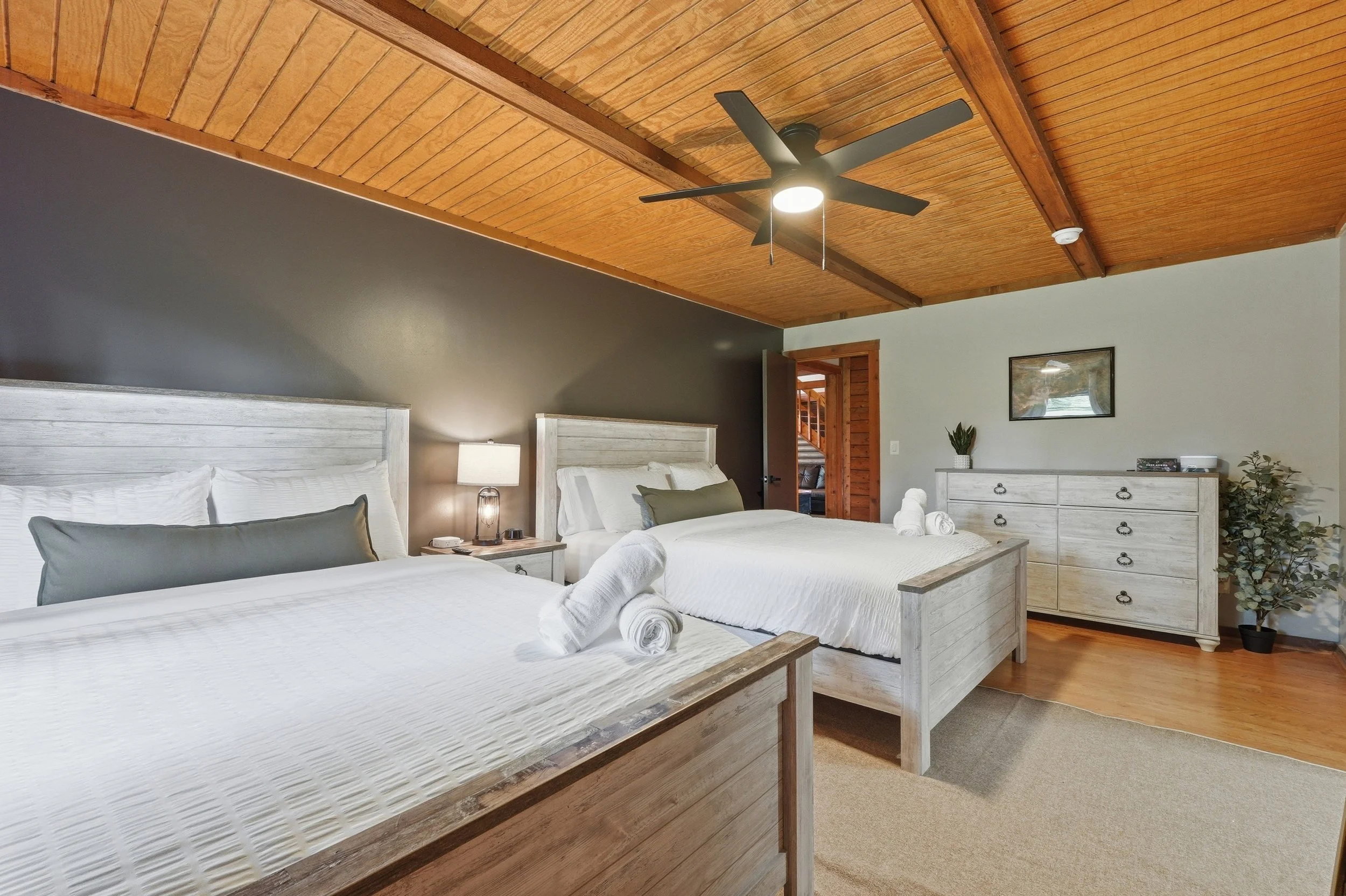 37_3100harrods_louisvillerealestatemedia_179.jpg