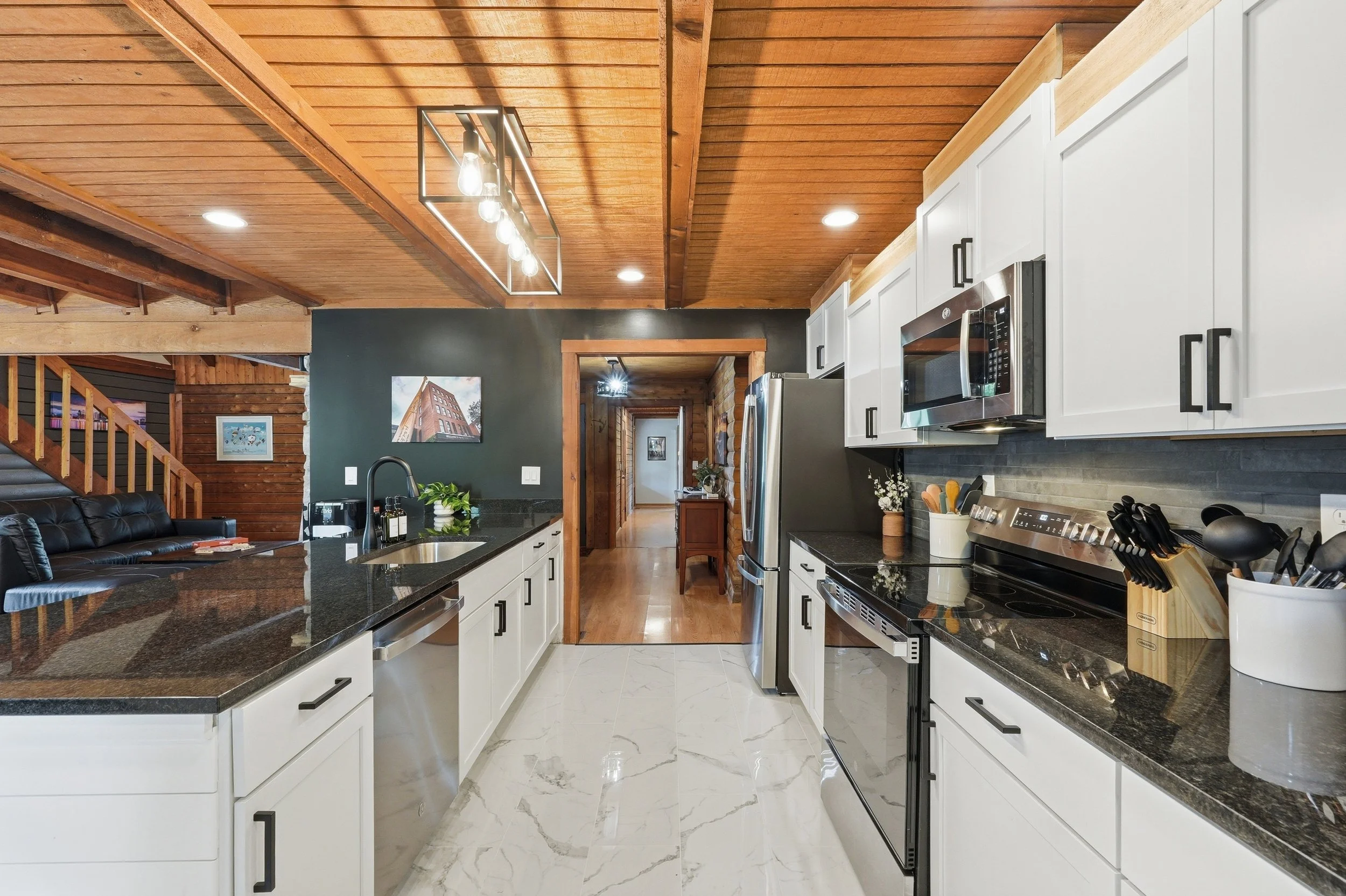 23_3100harrods_louisvillerealestatemedia_109.jpg