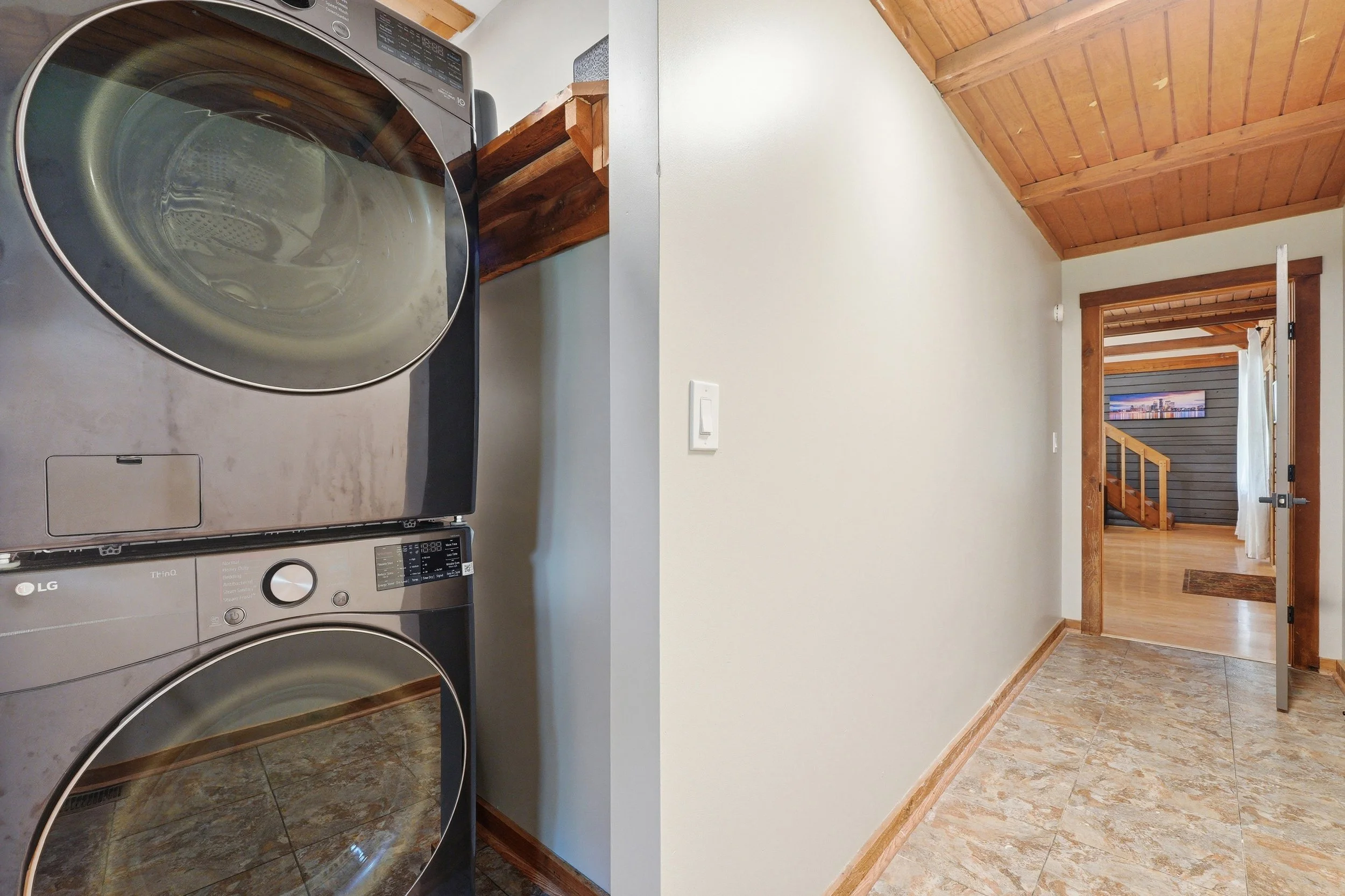 42_3100harrods_louisvillerealestatemedia_204.jpg