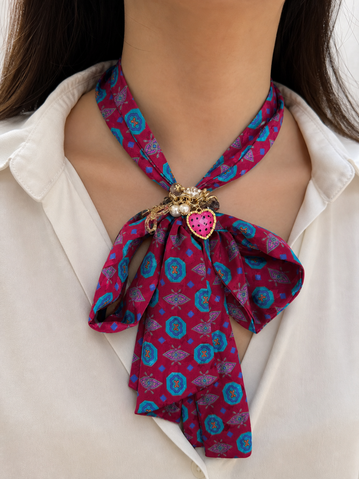Iris - Gilded Knot Collection - 3.png