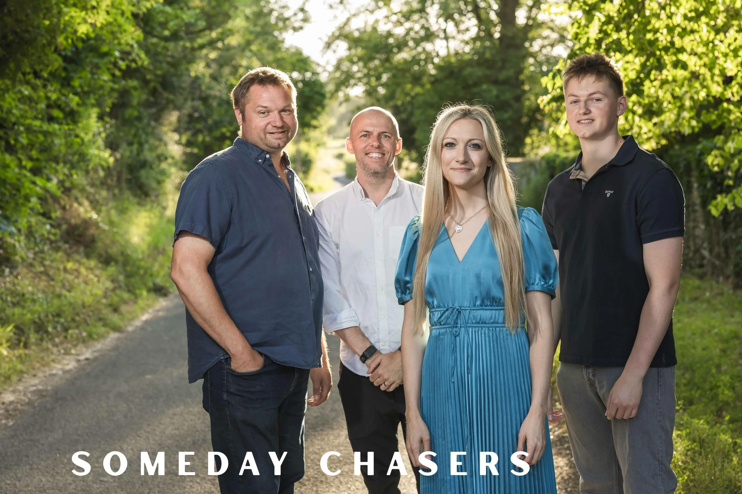 So super lucky that our drummer, Oli, not only puts down sick beats, but is also an amazing photographer! He took this lovely photo for us, whilst also being in it?! Still so impressed. Check him out @olivercharles.photography 

#livemusic #weddingba