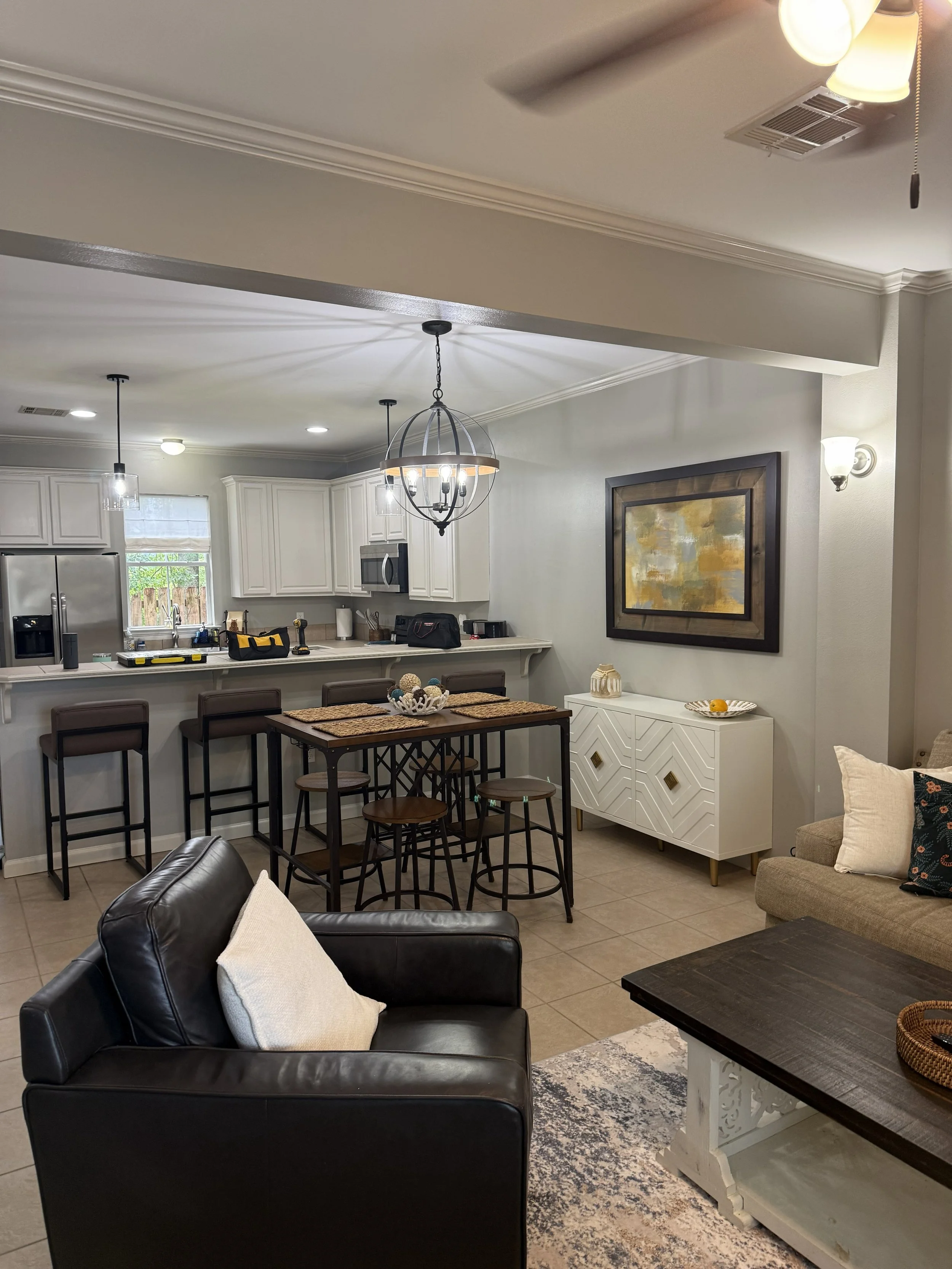 Living room breakfast kitchenn.jpg