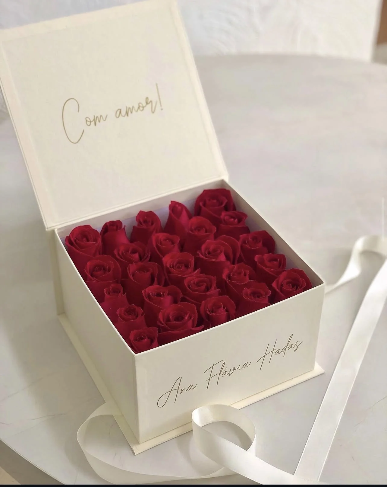 Personalized Hinged Flower Box with Fresh Roses