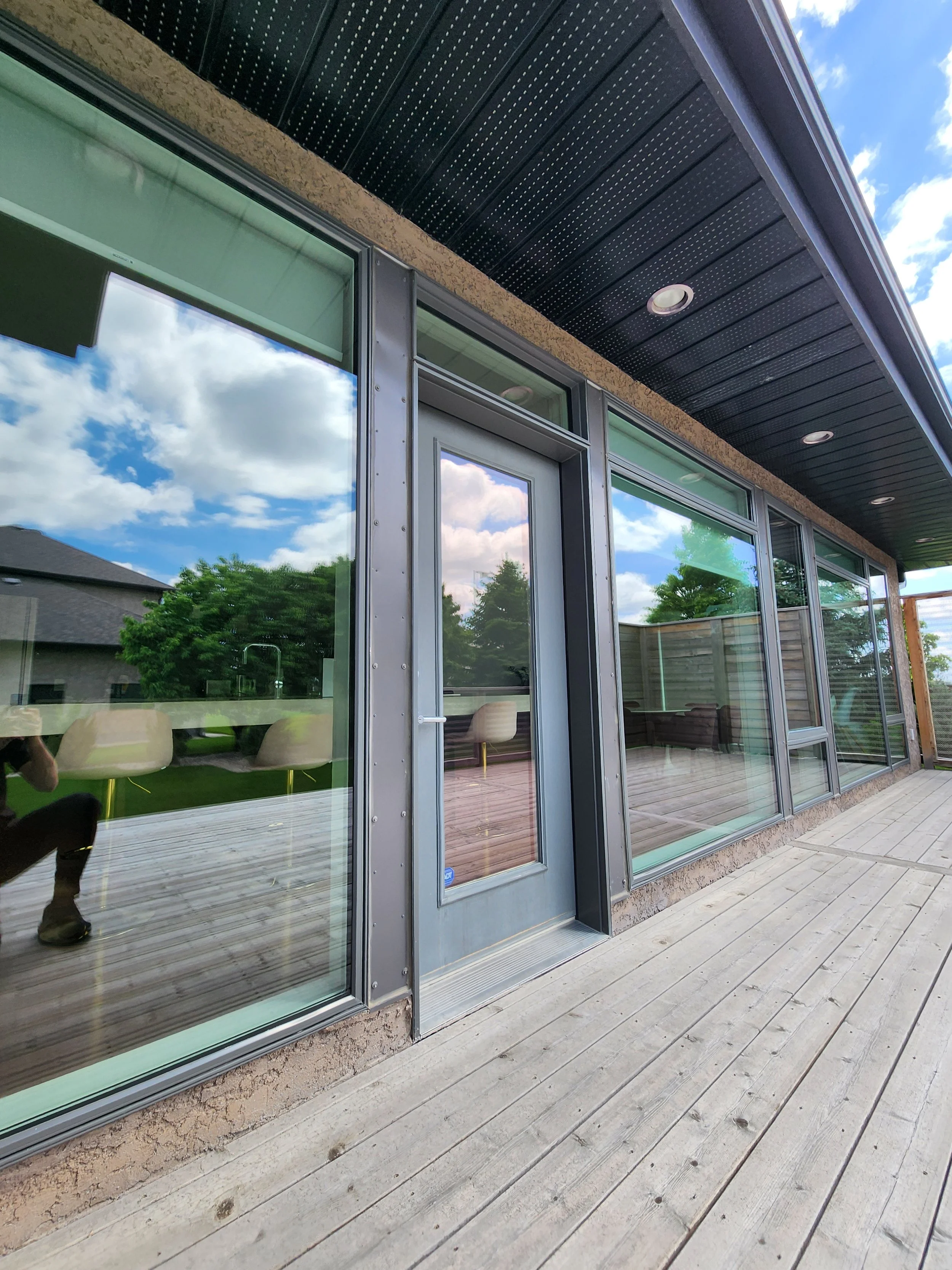 Exterior window cleaning