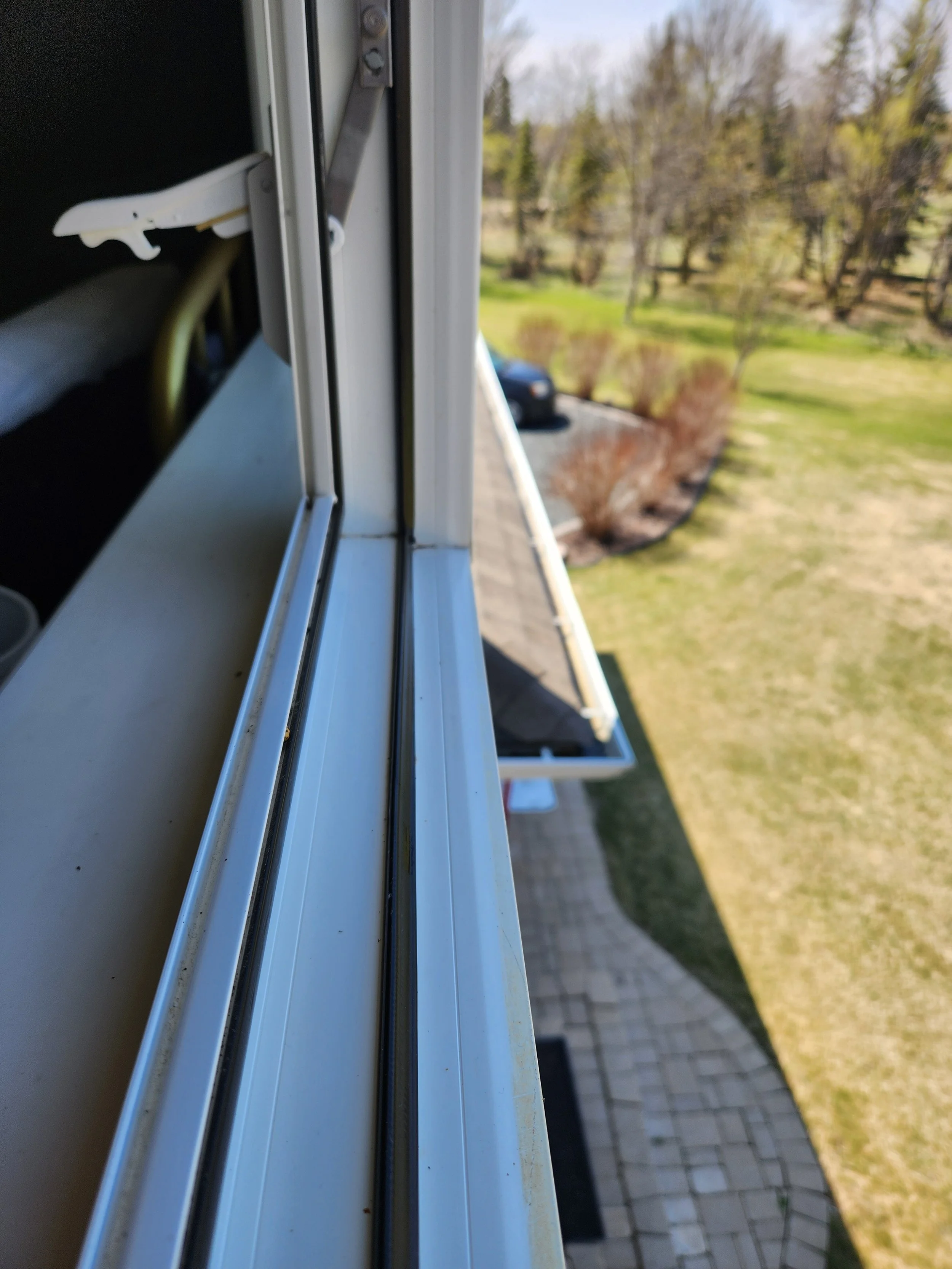 Sills and track window cleaning