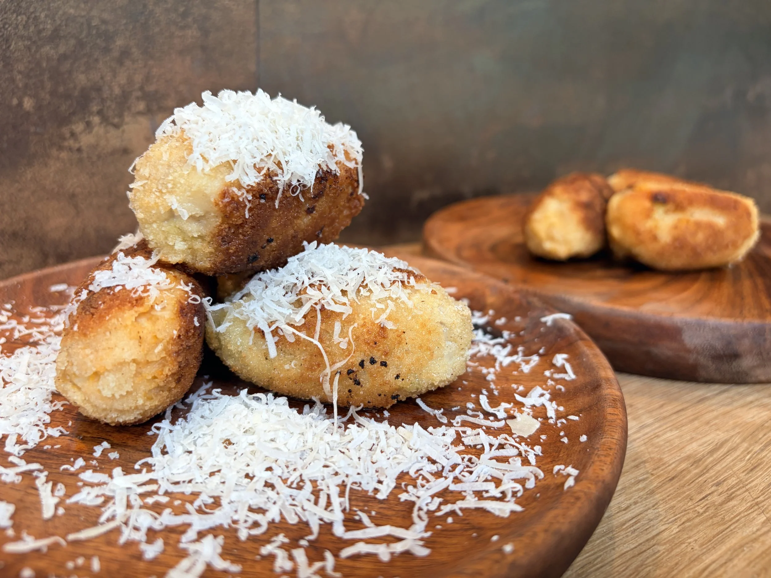 CHICKEN AND LEEK CROQUETTES