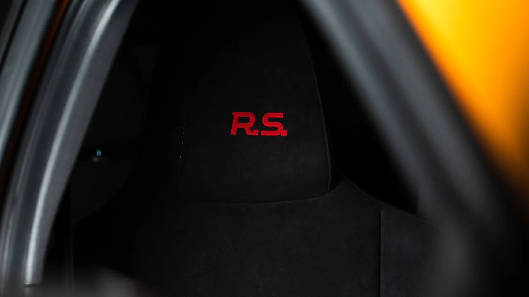 Megane+RS+indoors+%285+of+10%29.jpg