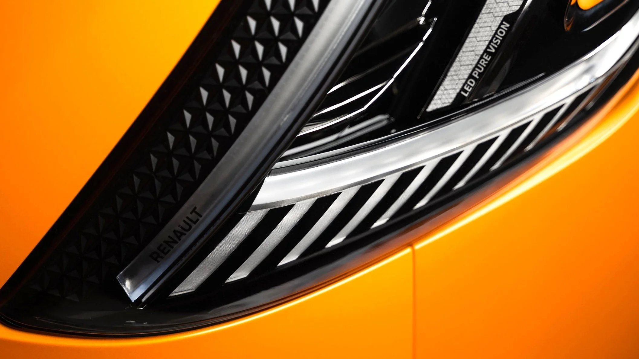 Megane+RS+indoors+%2810+of+10%29.jpg