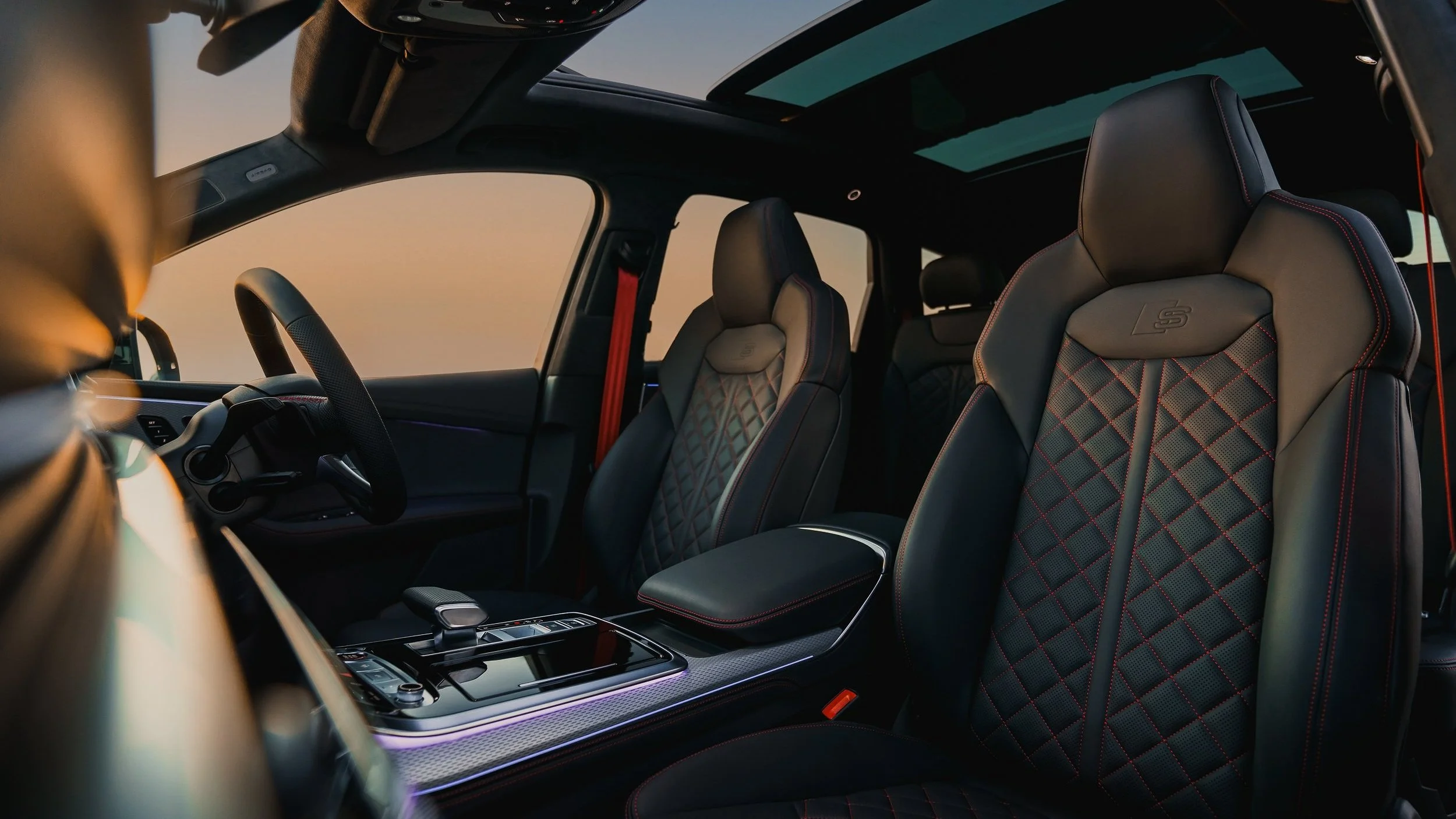 Audi+SQ7+%284+of+19%29.jpg