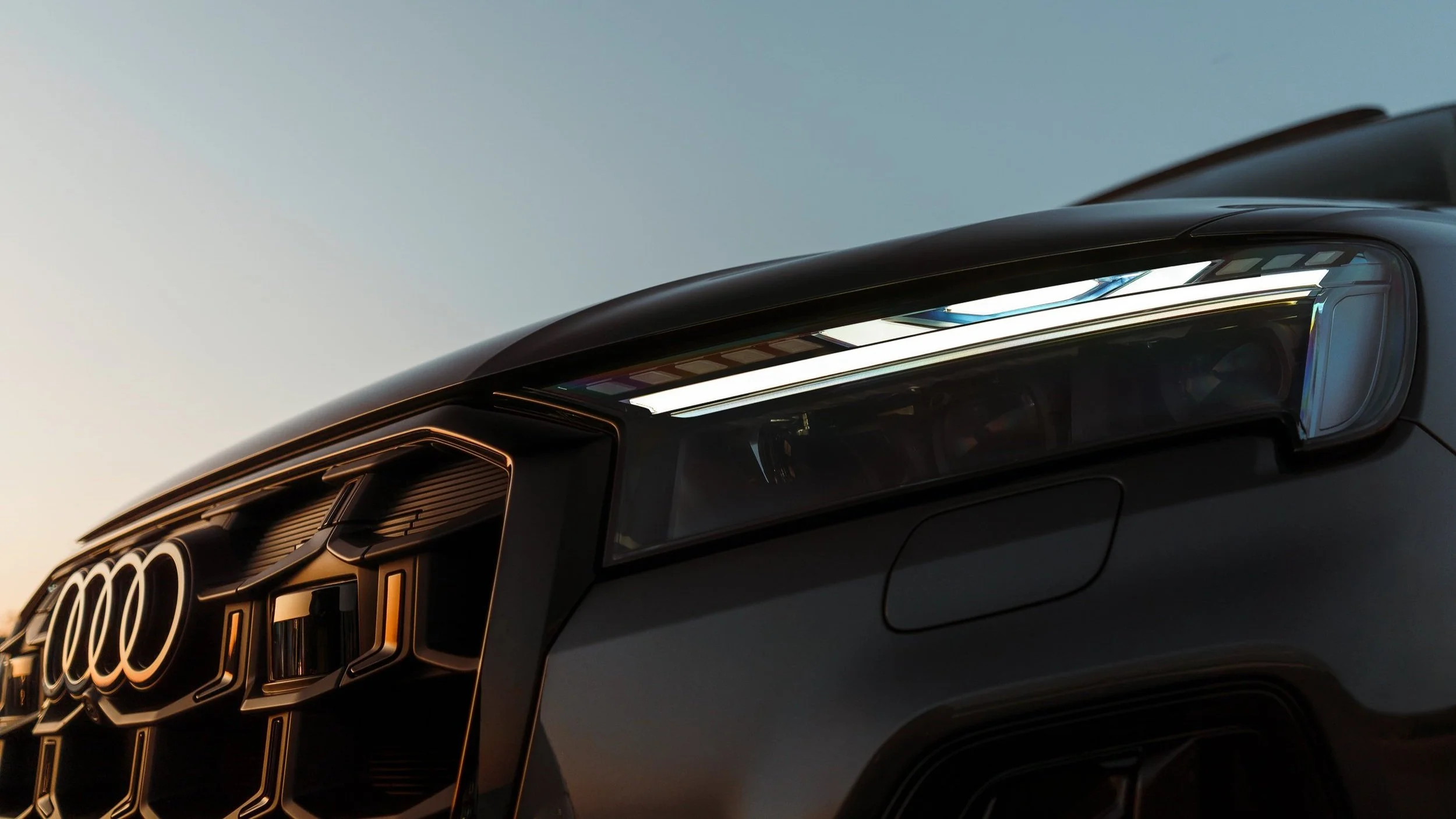 Audi+SQ7+%286+of+19%29.jpg