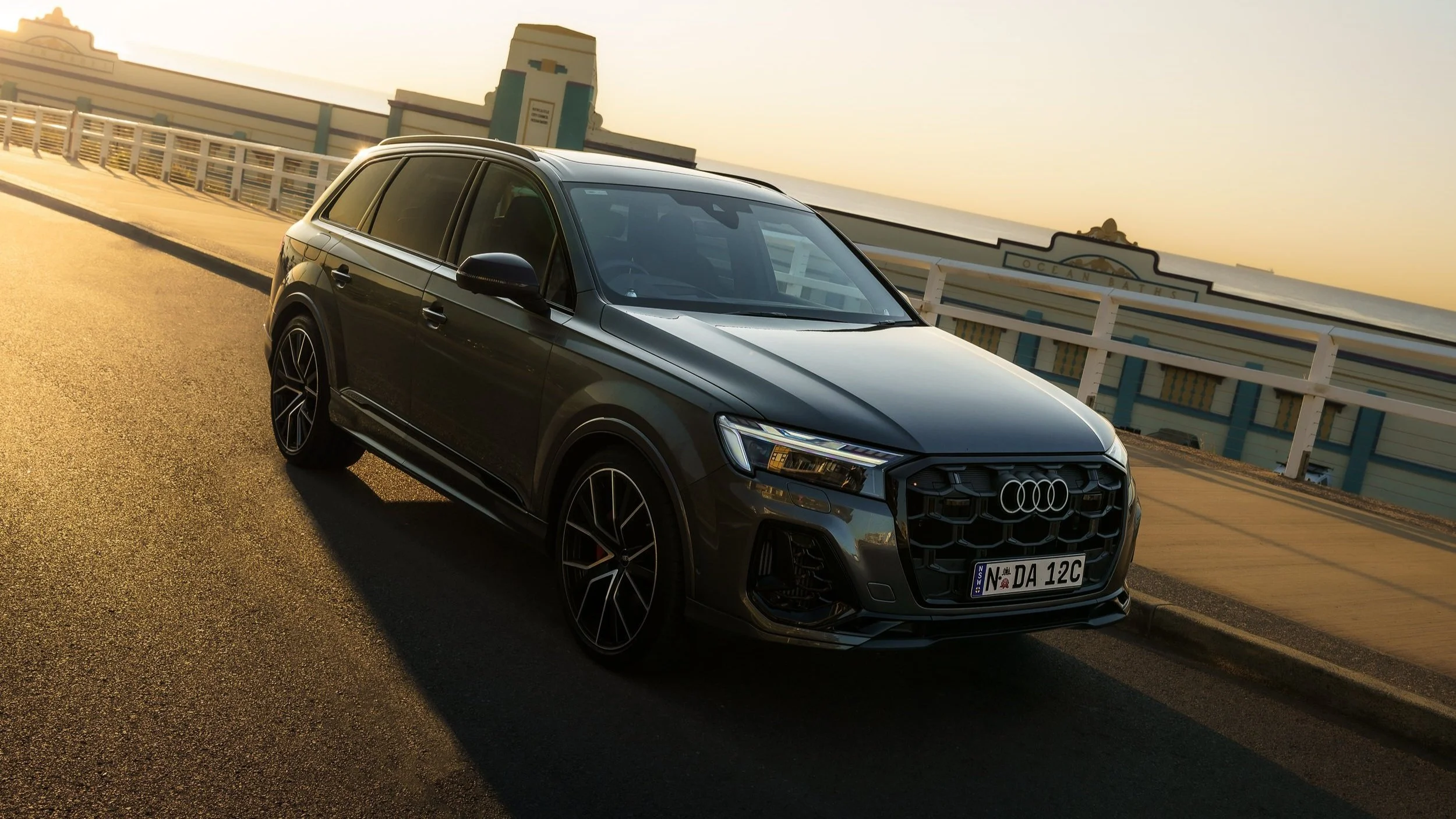 Audi+SQ7+%288+of+19%29.jpg