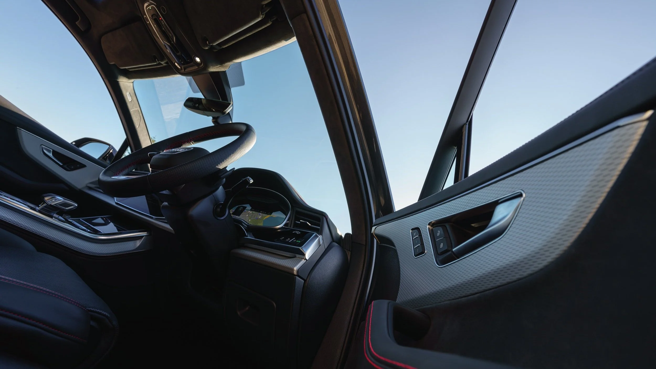 Audi+SQ7+%2816+of+19%29.jpg