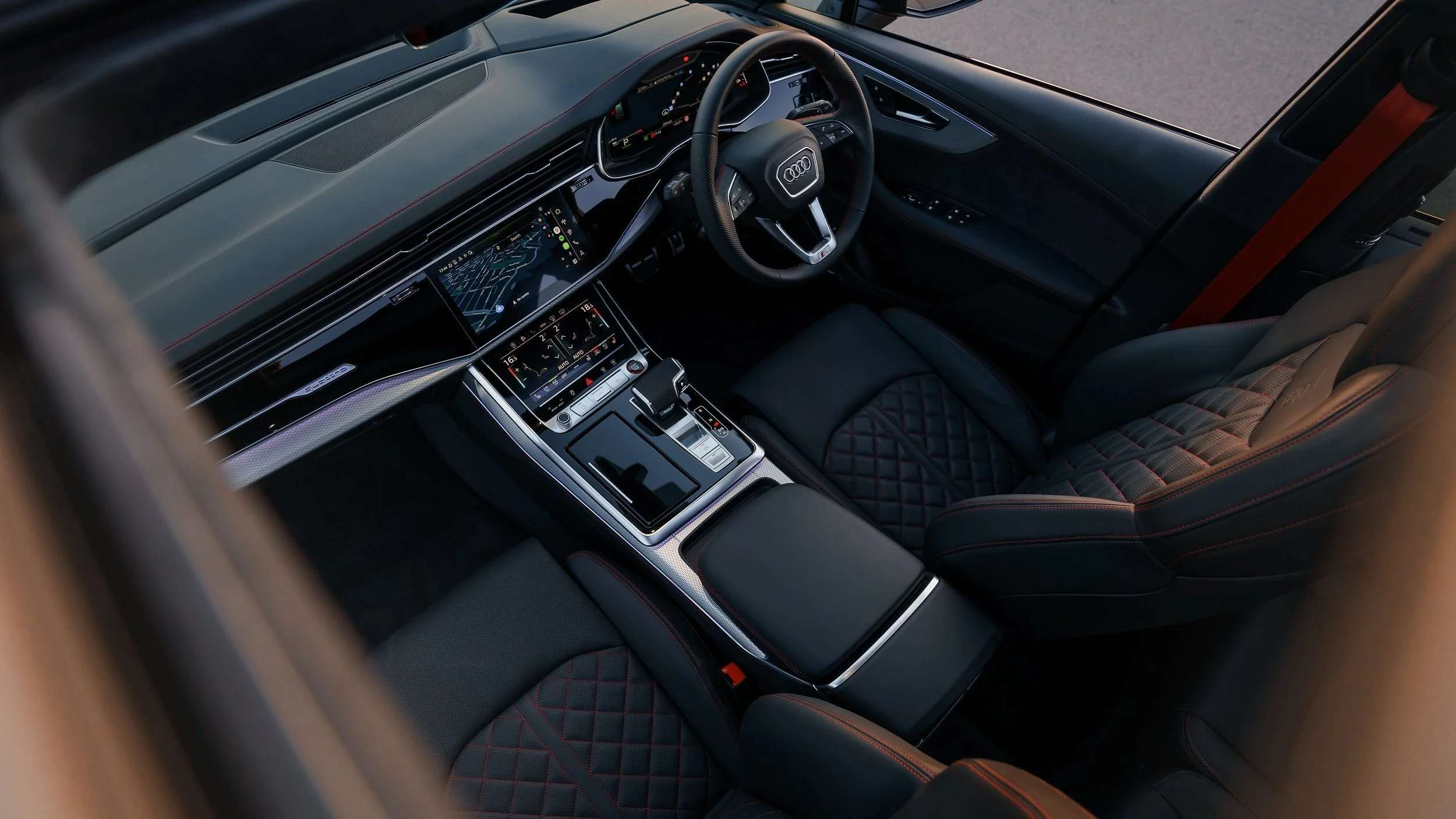 Audi+SQ7+%283+of+19%29.jpg