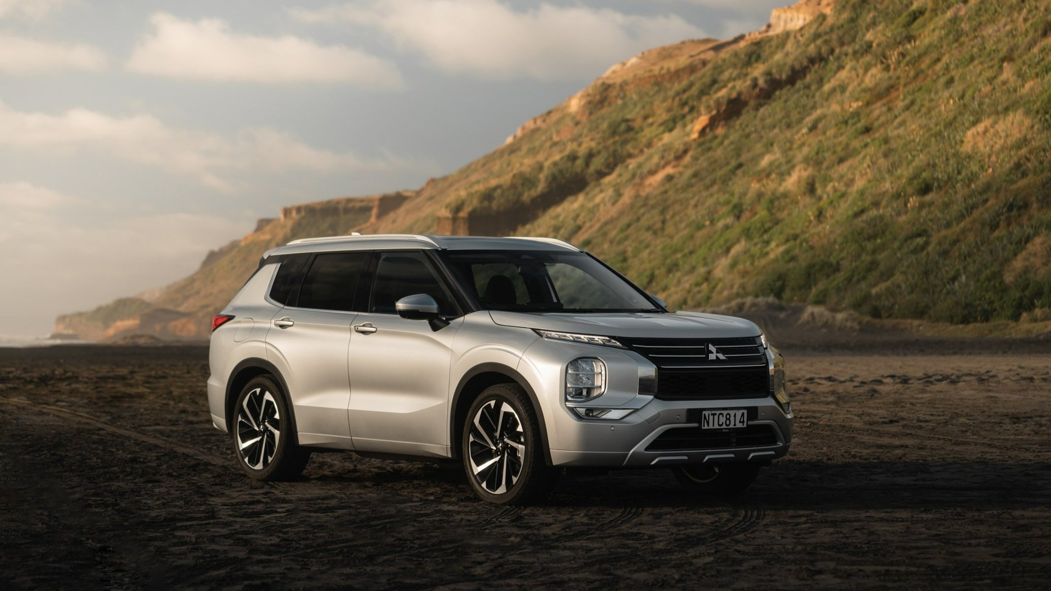 Outlander+Beach+%289+of+37%29.jpg